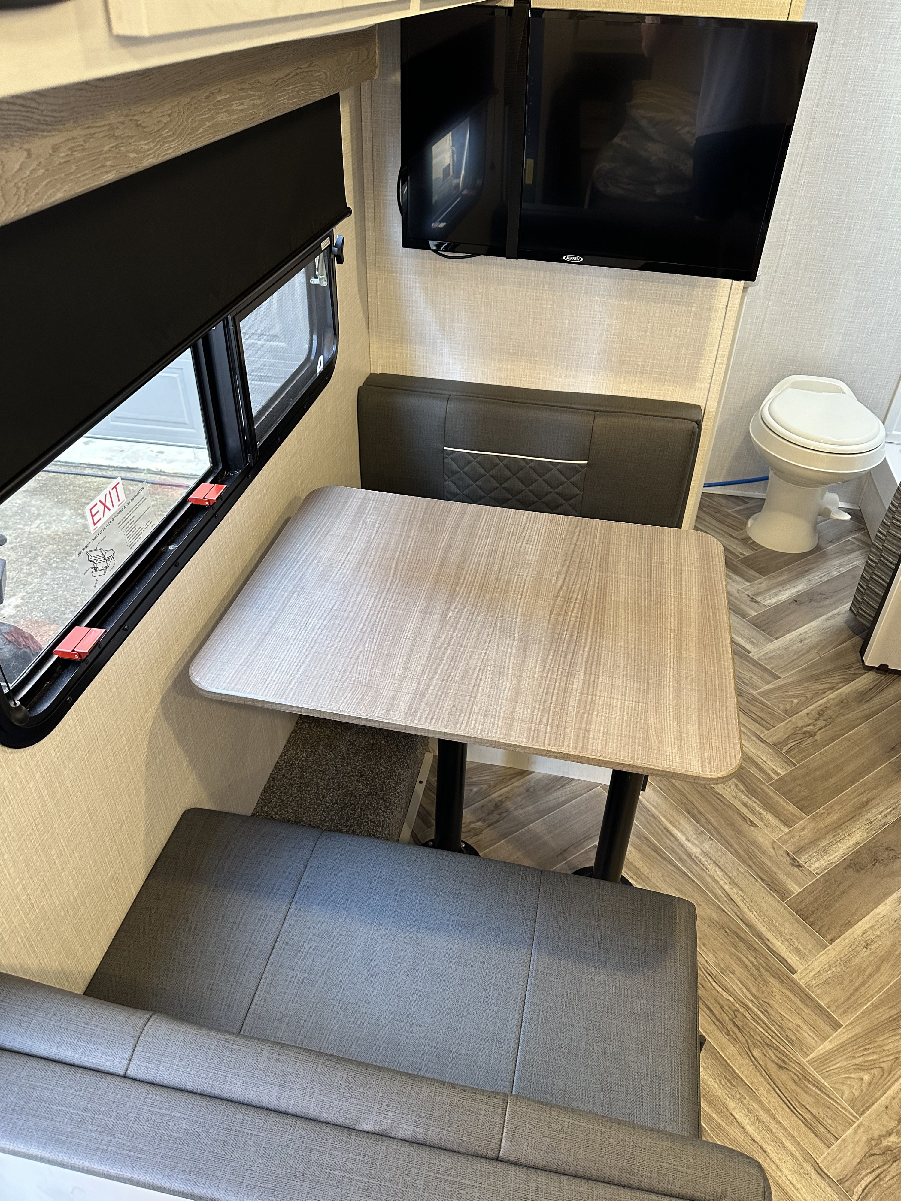 Travel trailer RV Rental 