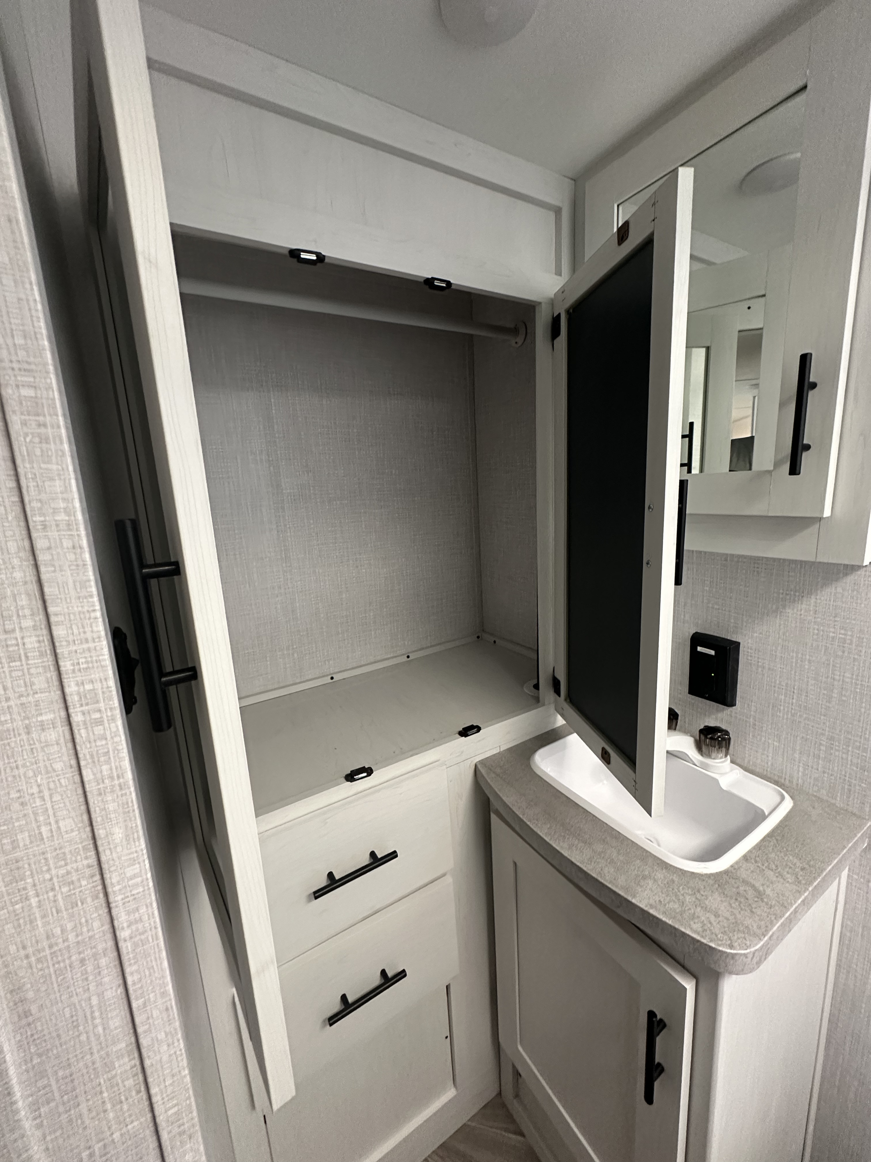 Travel trailer RV Rental 