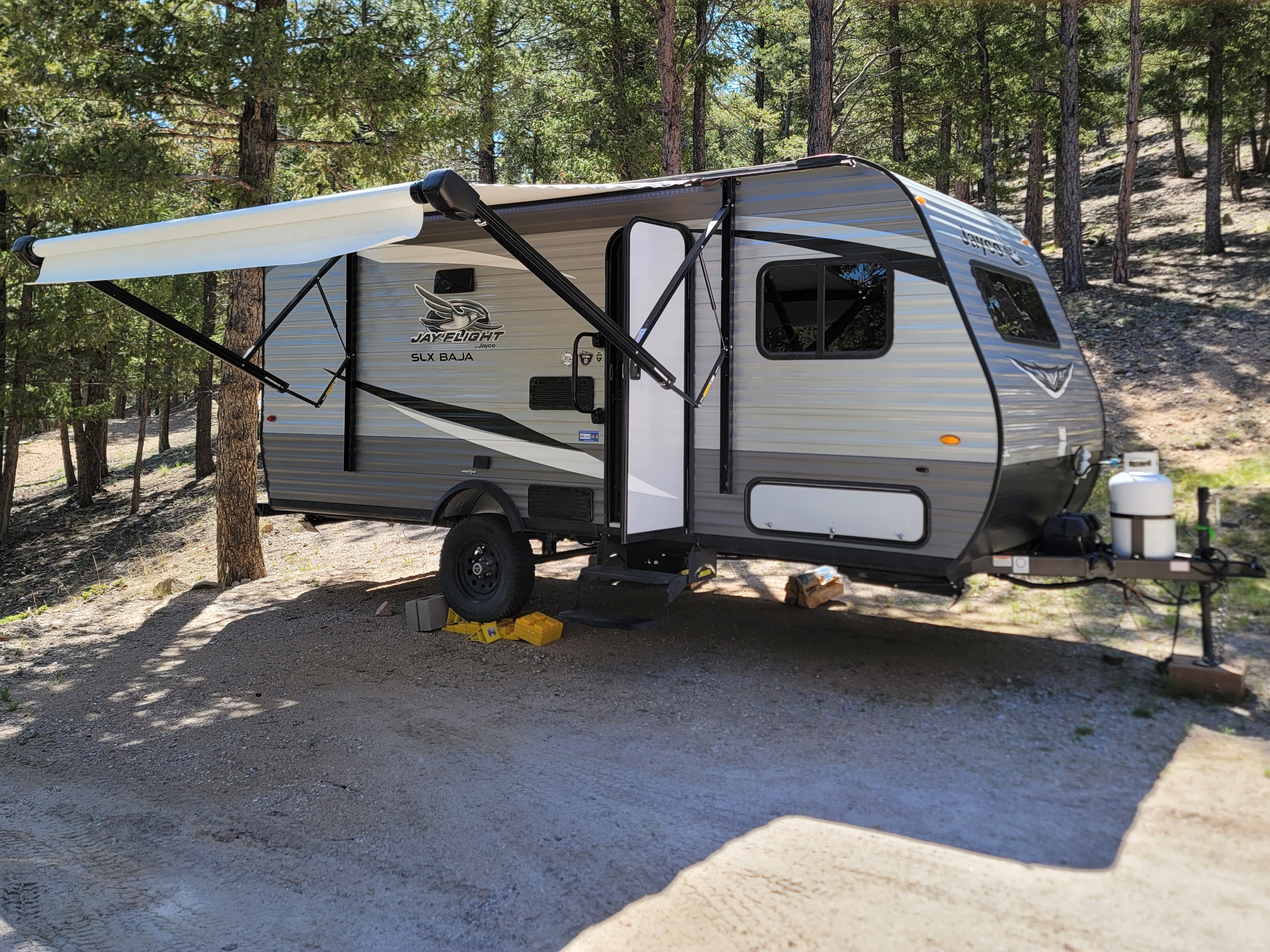 Jayco Jay Flight SLX 174BH Travel Trailer Ready for Glamping and Adventure!