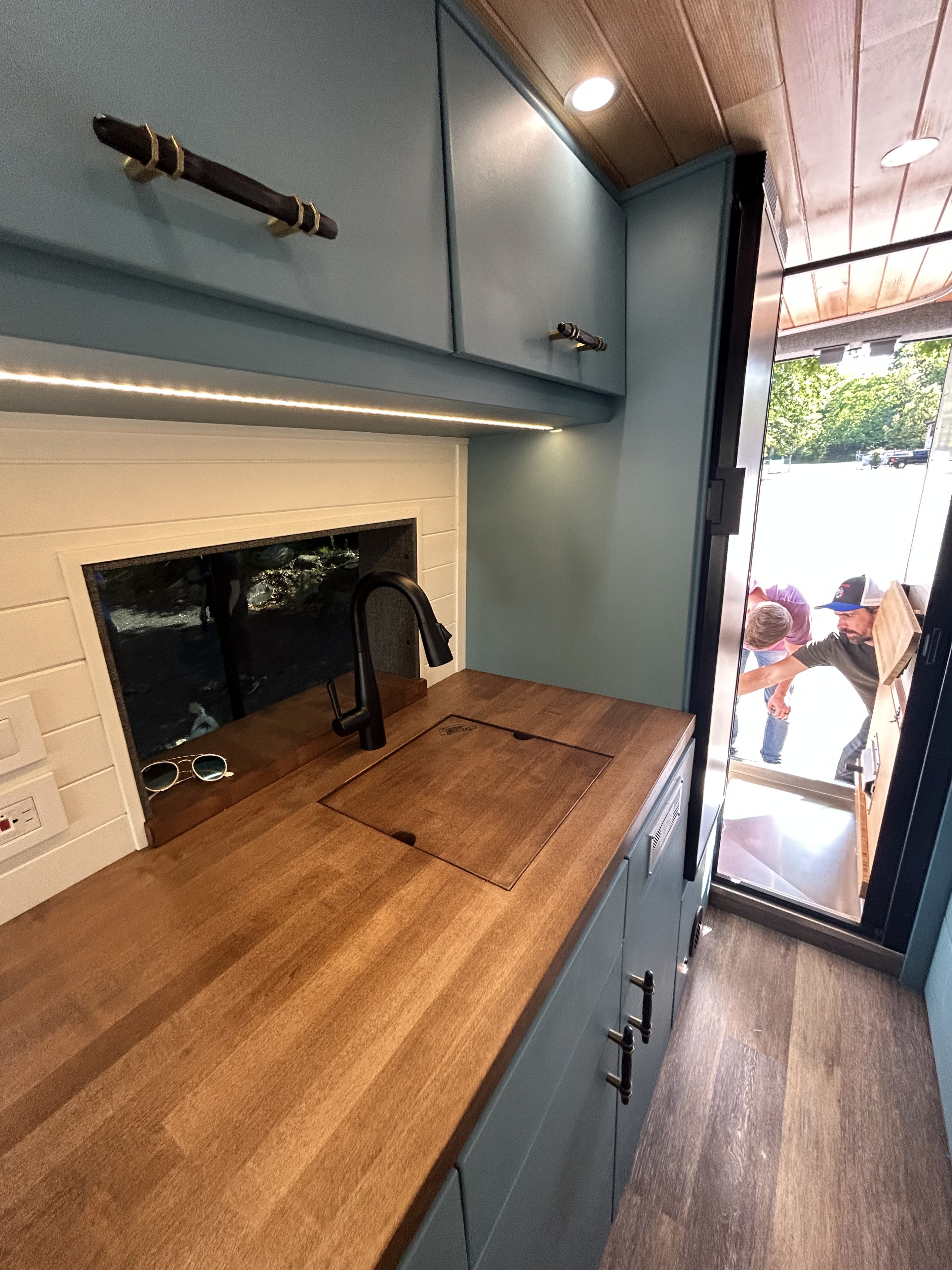 Camper van RV Rental 