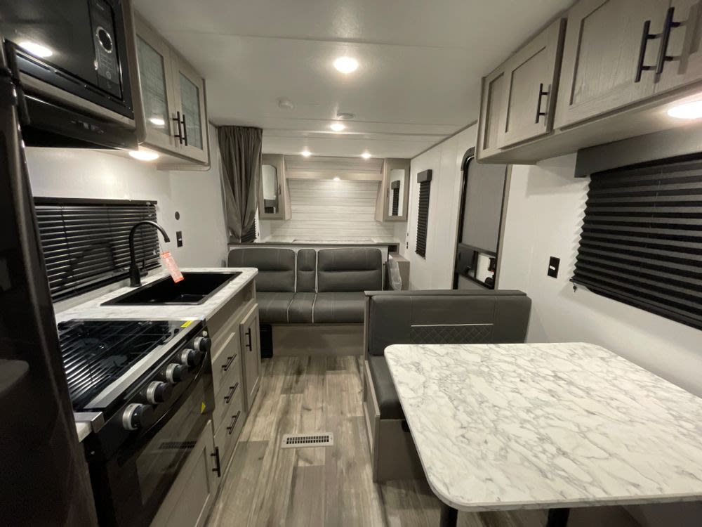 Travel trailer RV Rental 