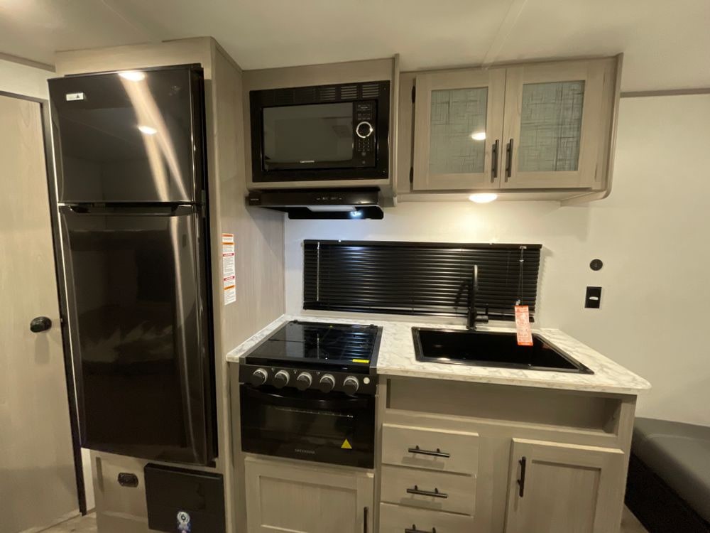 Travel trailer RV Rental 