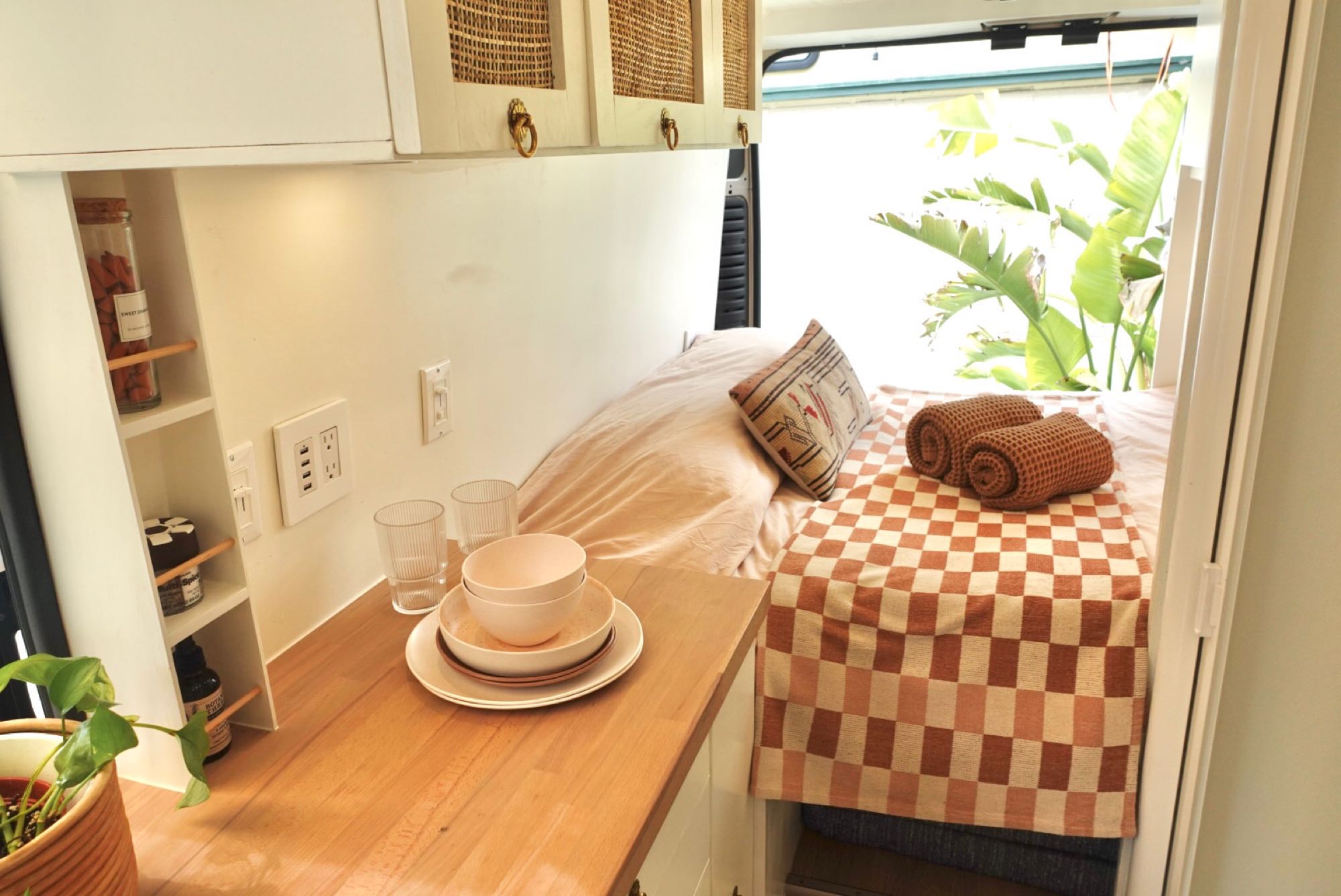 Camper van RV Rental 