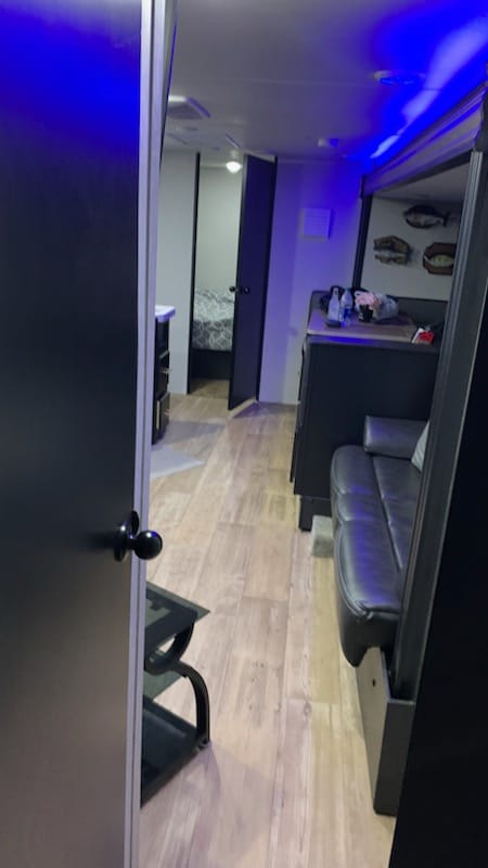 Travel trailer RV Rental 