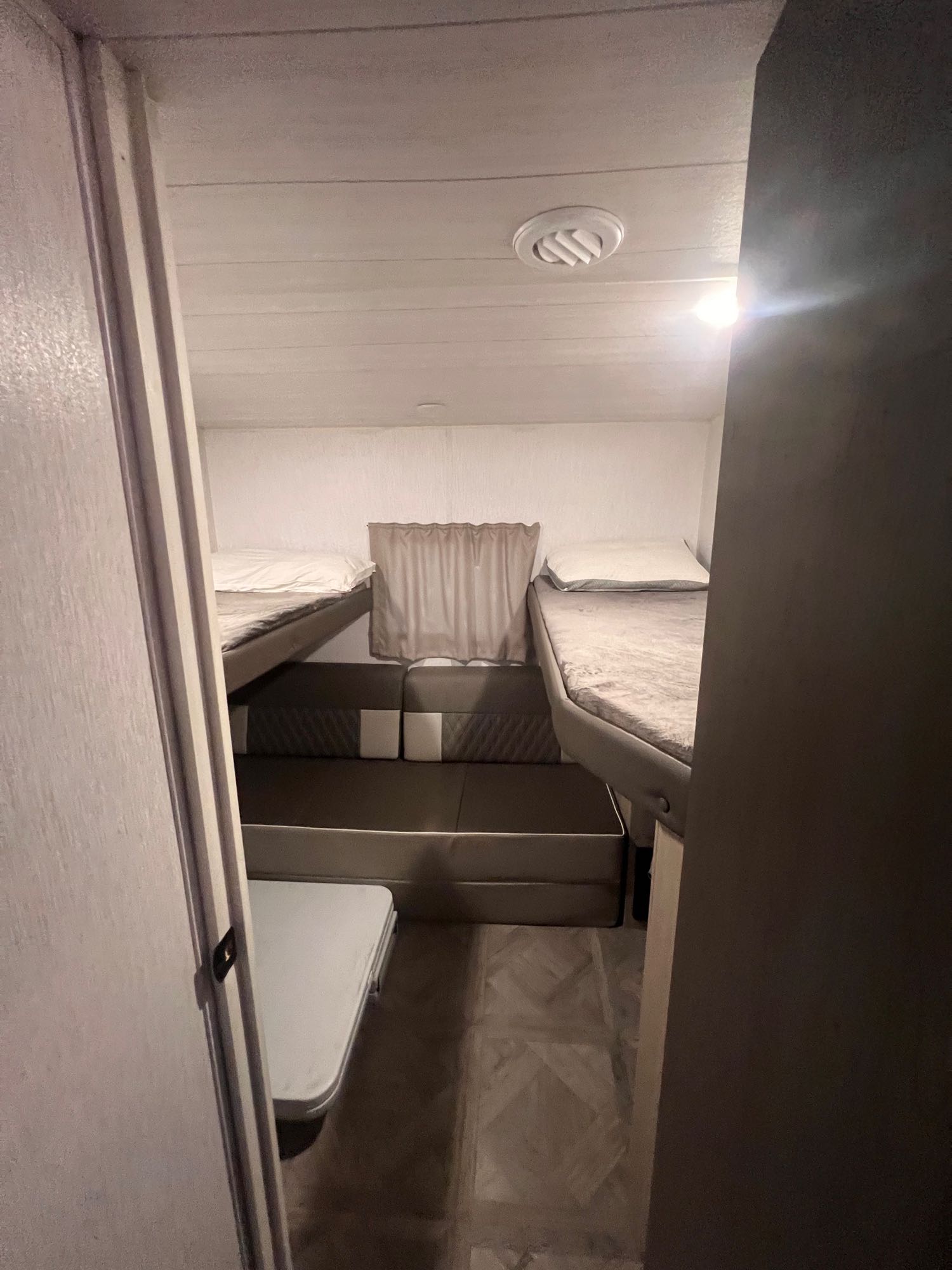 Travel trailer RV Rental 