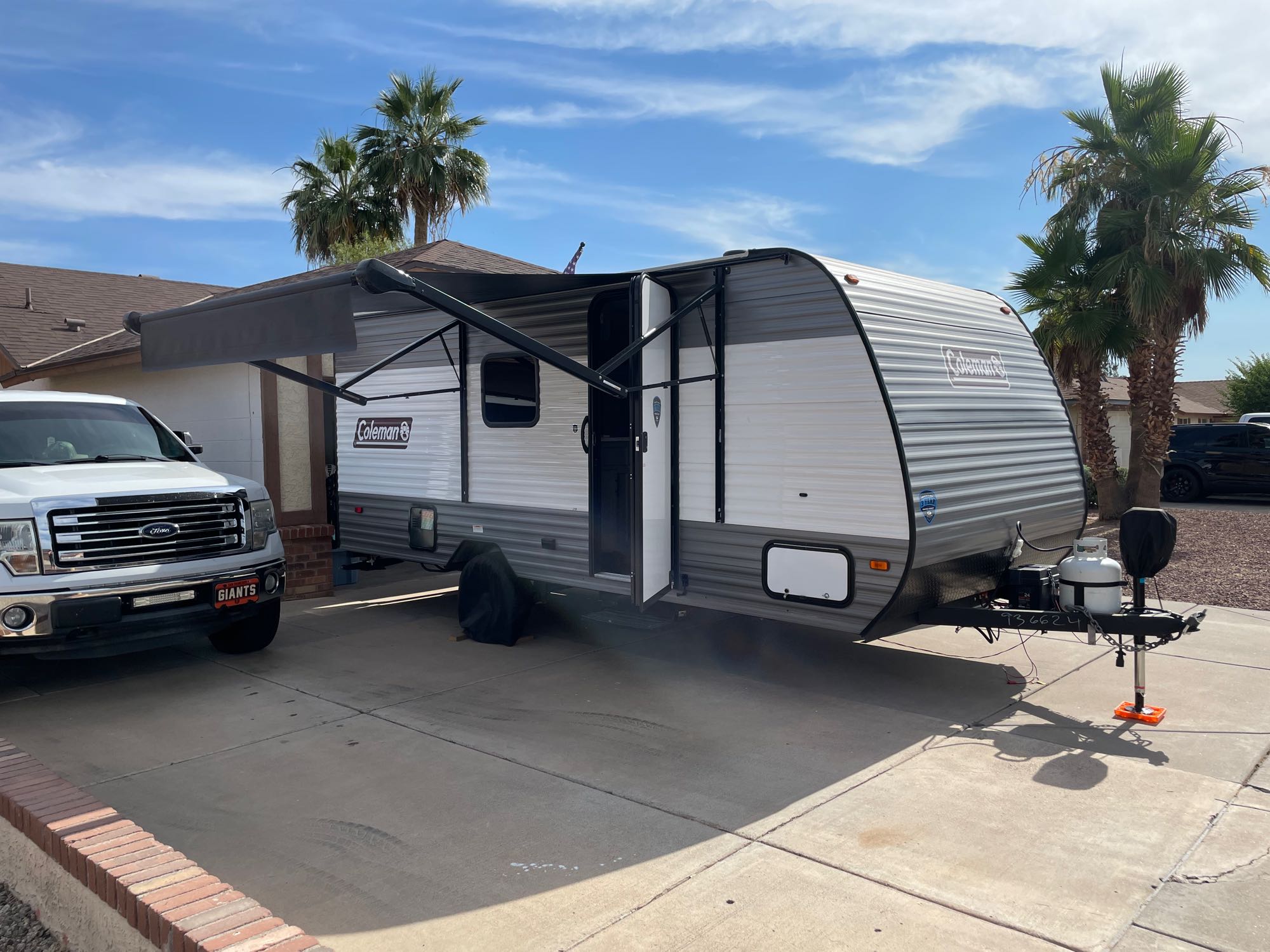 Travel trailer RV Rental 