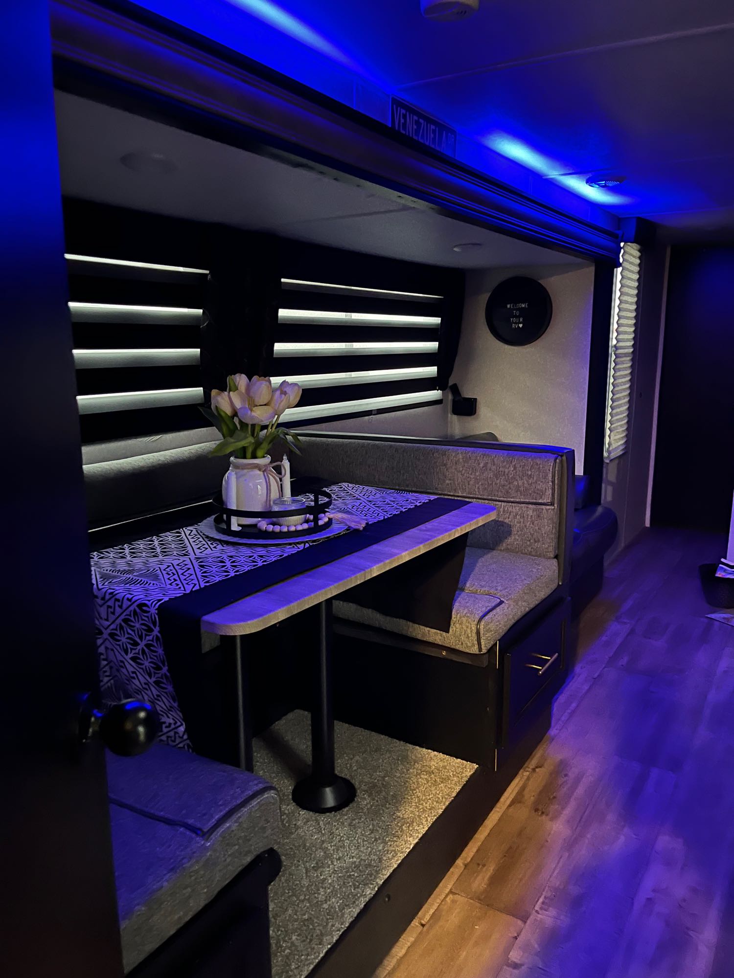 Travel trailer RV Rental 