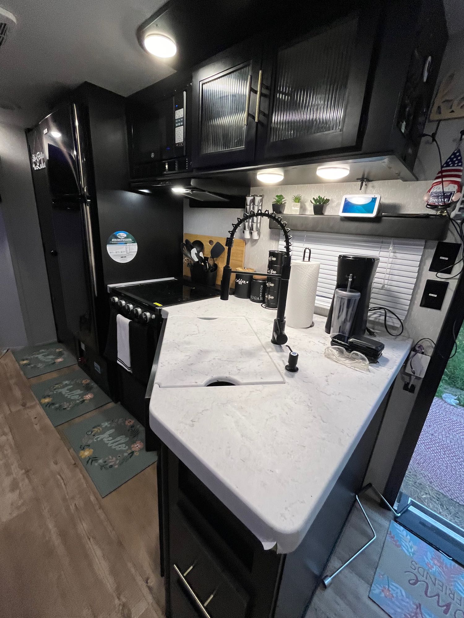 Travel trailer RV Rental 