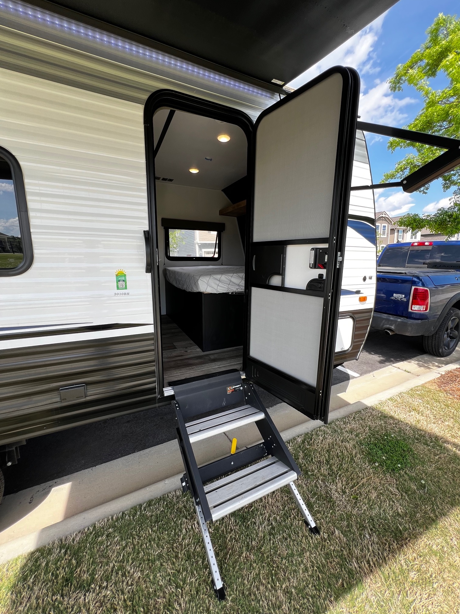 Travel trailer RV Rental 