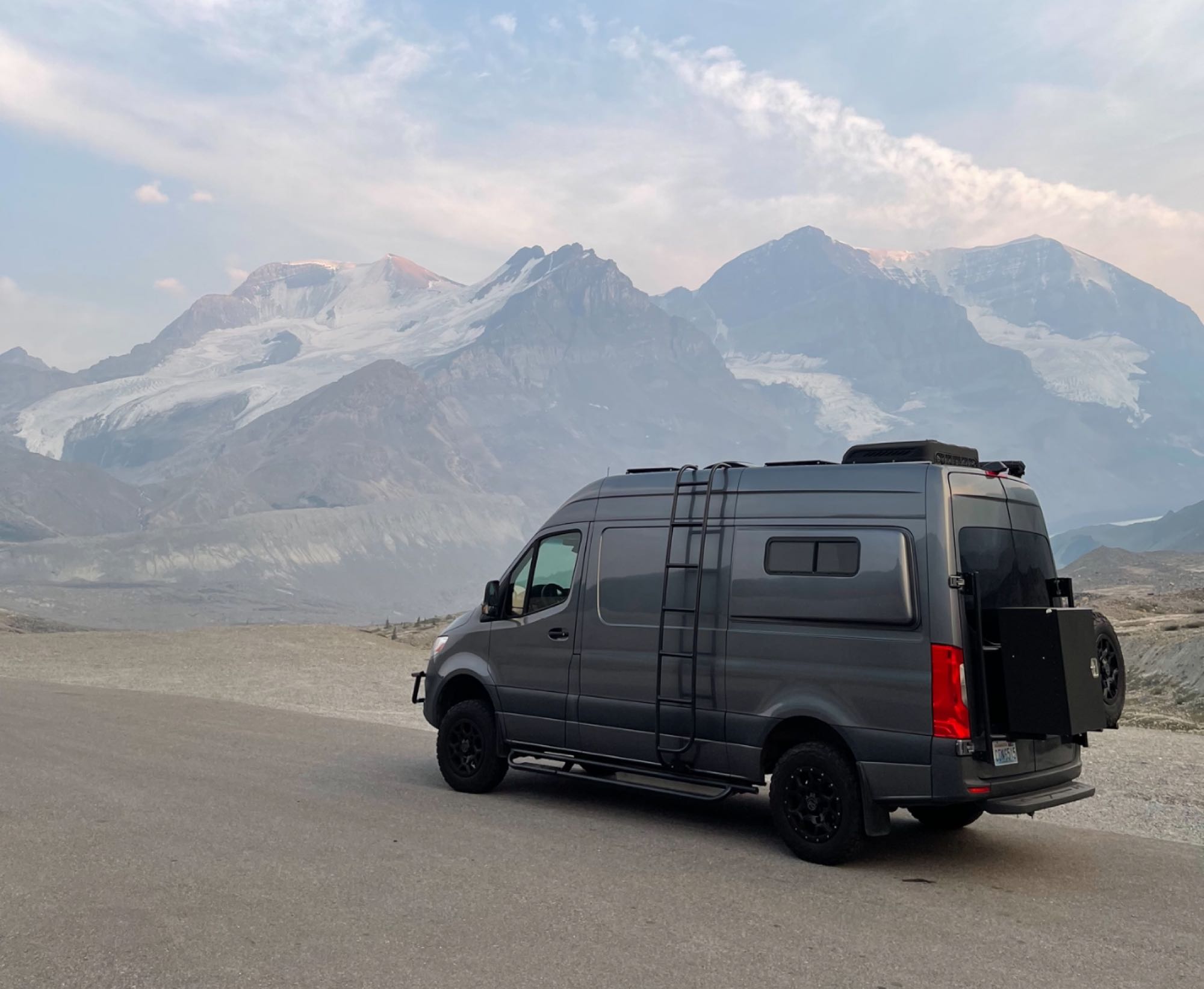POPPY THE PNW VAN! A 2019 Mercedes Sprinter ready for adventure.