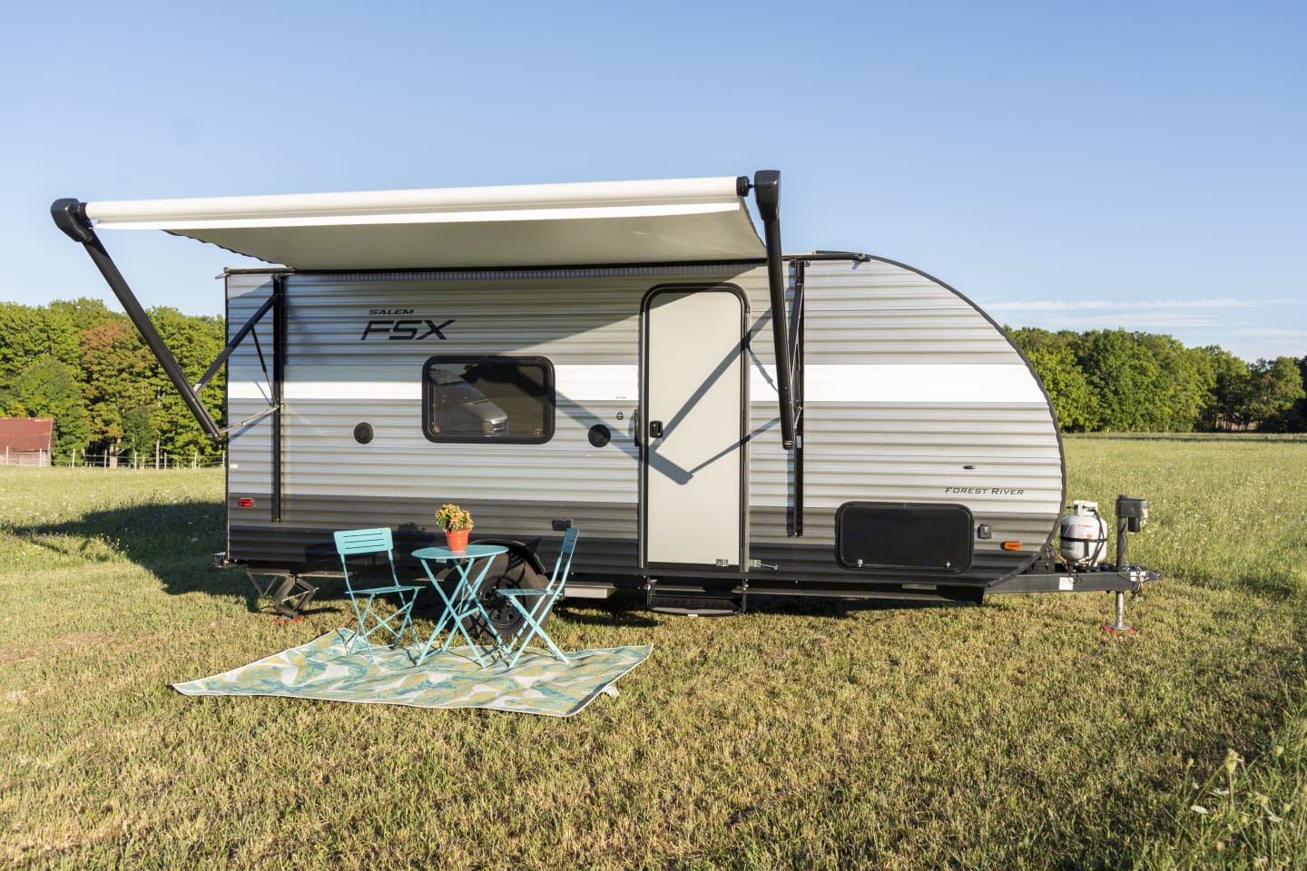 Travel trailer RV Rental 