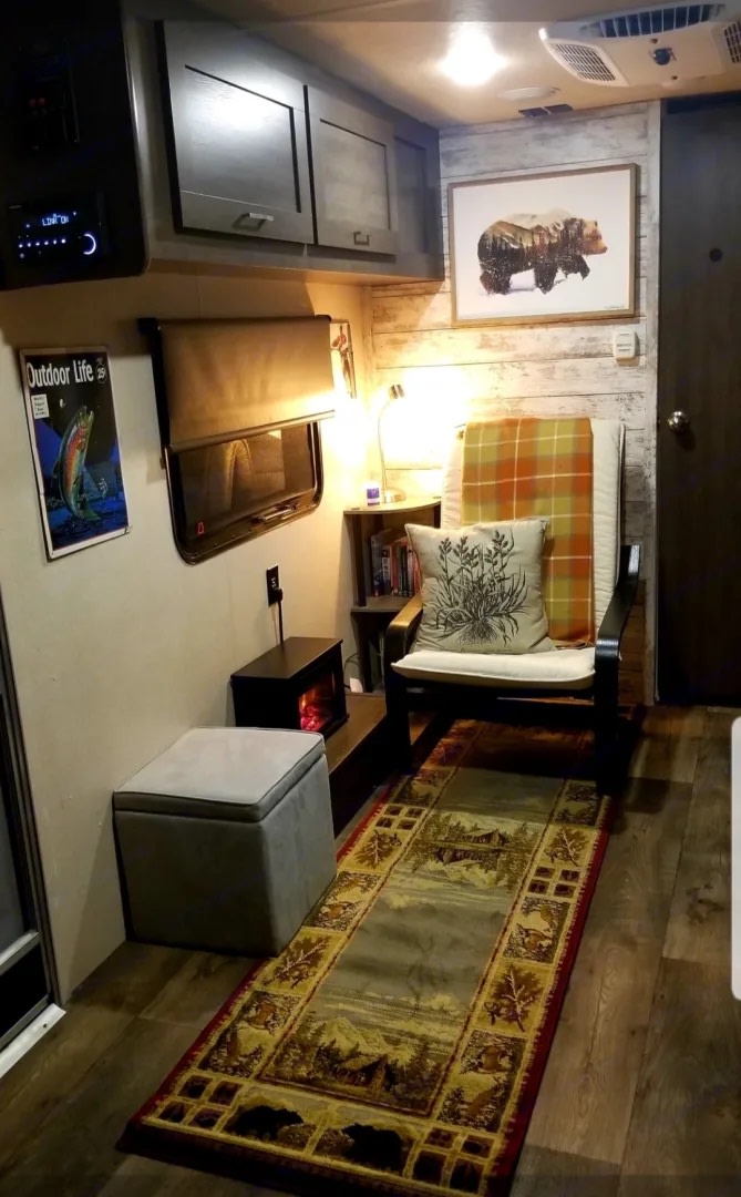 Travel trailer RV Rental 