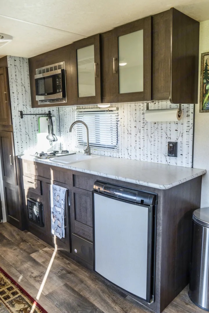 Travel trailer RV Rental 