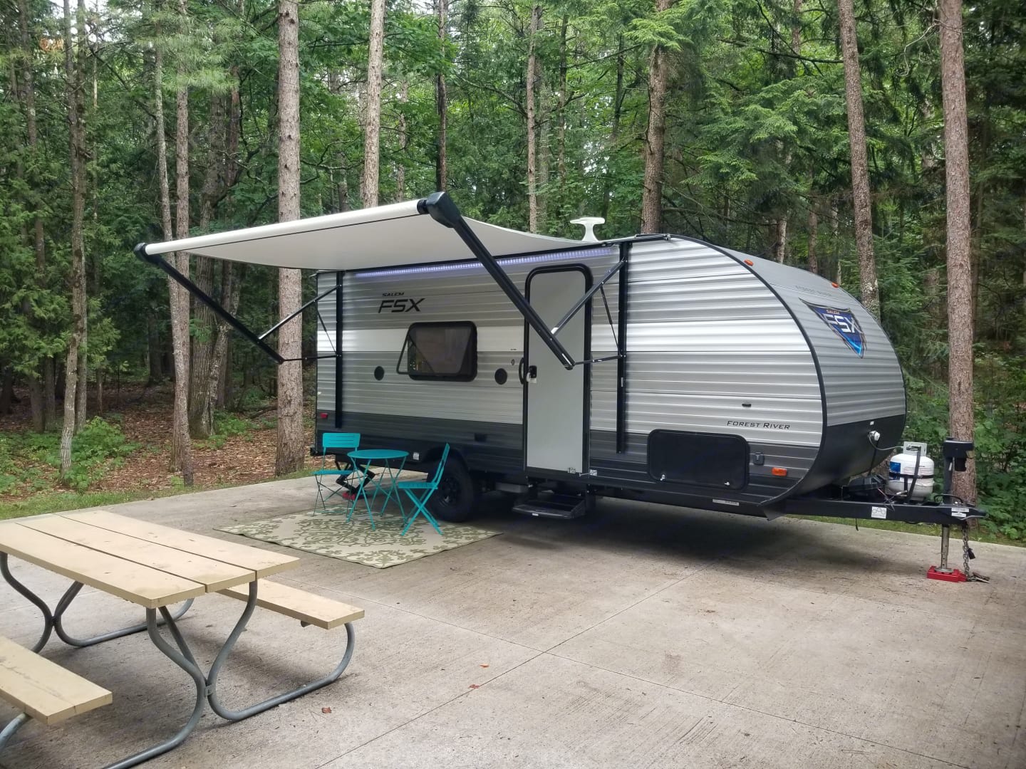 Travel trailer RV Rental 