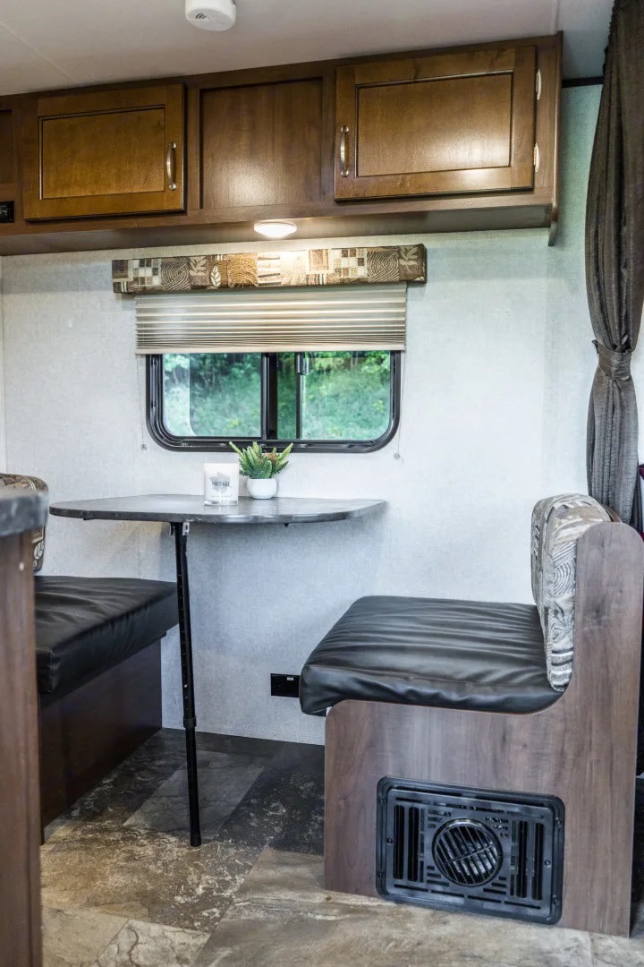Travel trailer RV Rental 