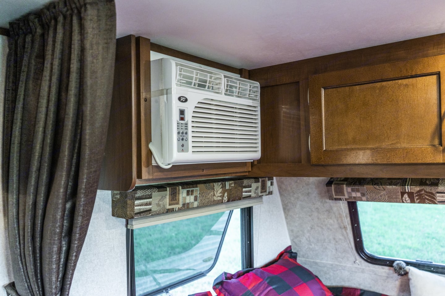 Travel trailer RV Rental 