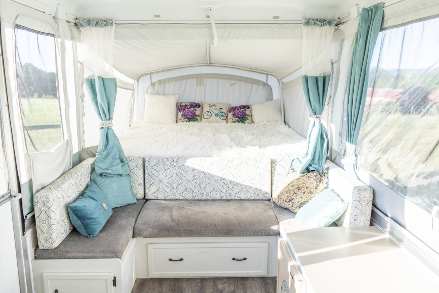 Travel trailer RV Rental 
