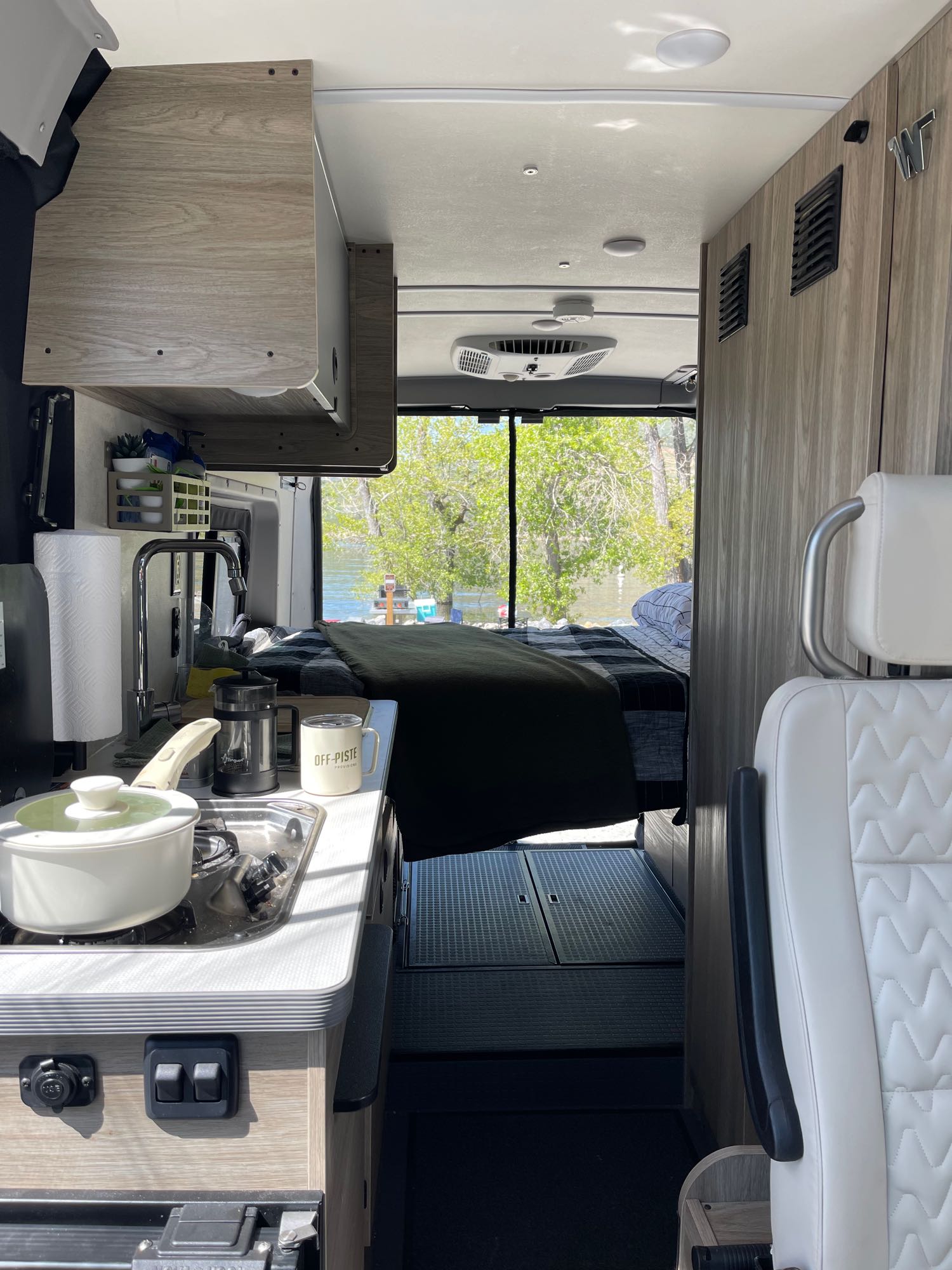 Class B RV Rental 