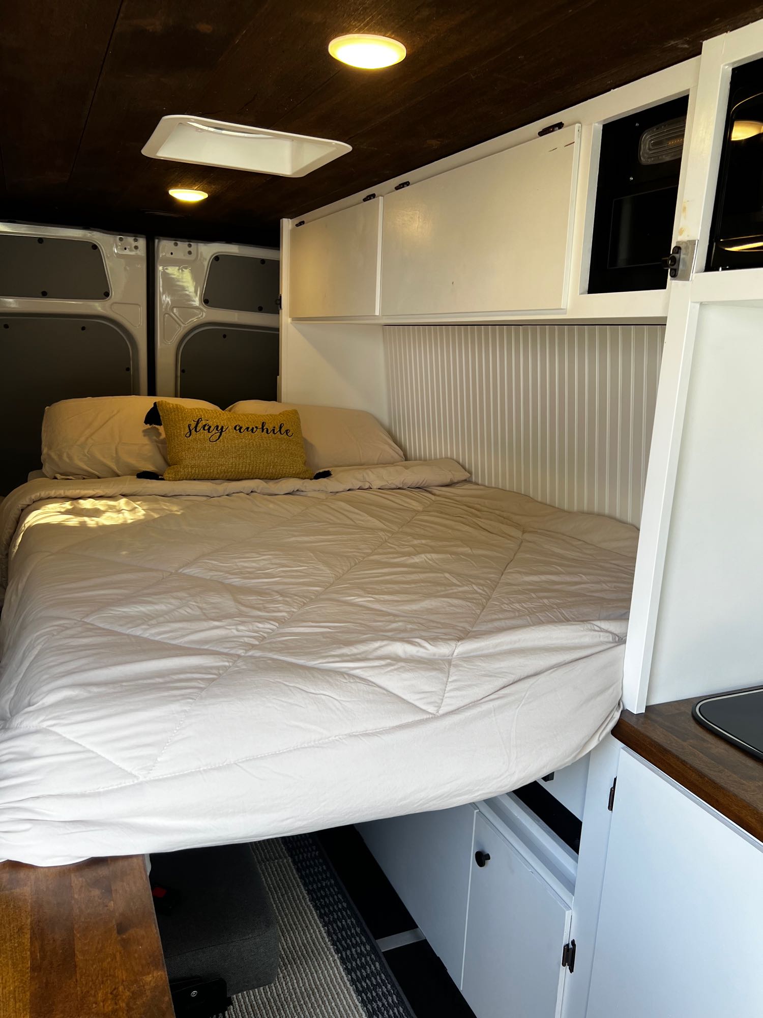 Camper van RV Rental 