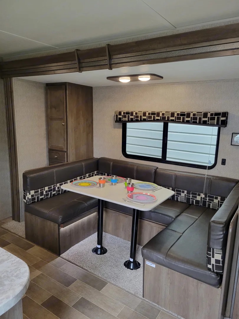 Travel trailer RV Rental 