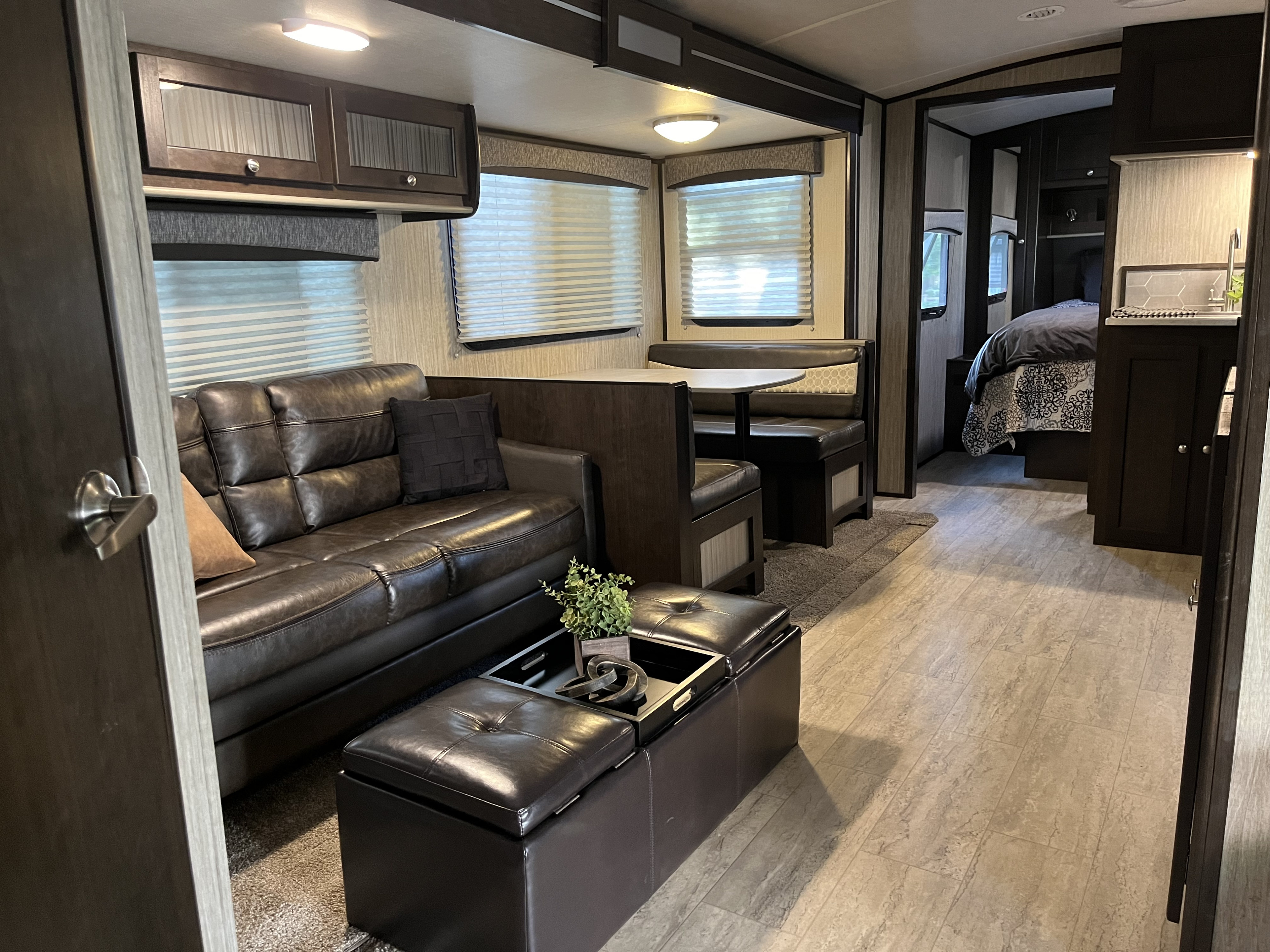Travel trailer RV Rental 