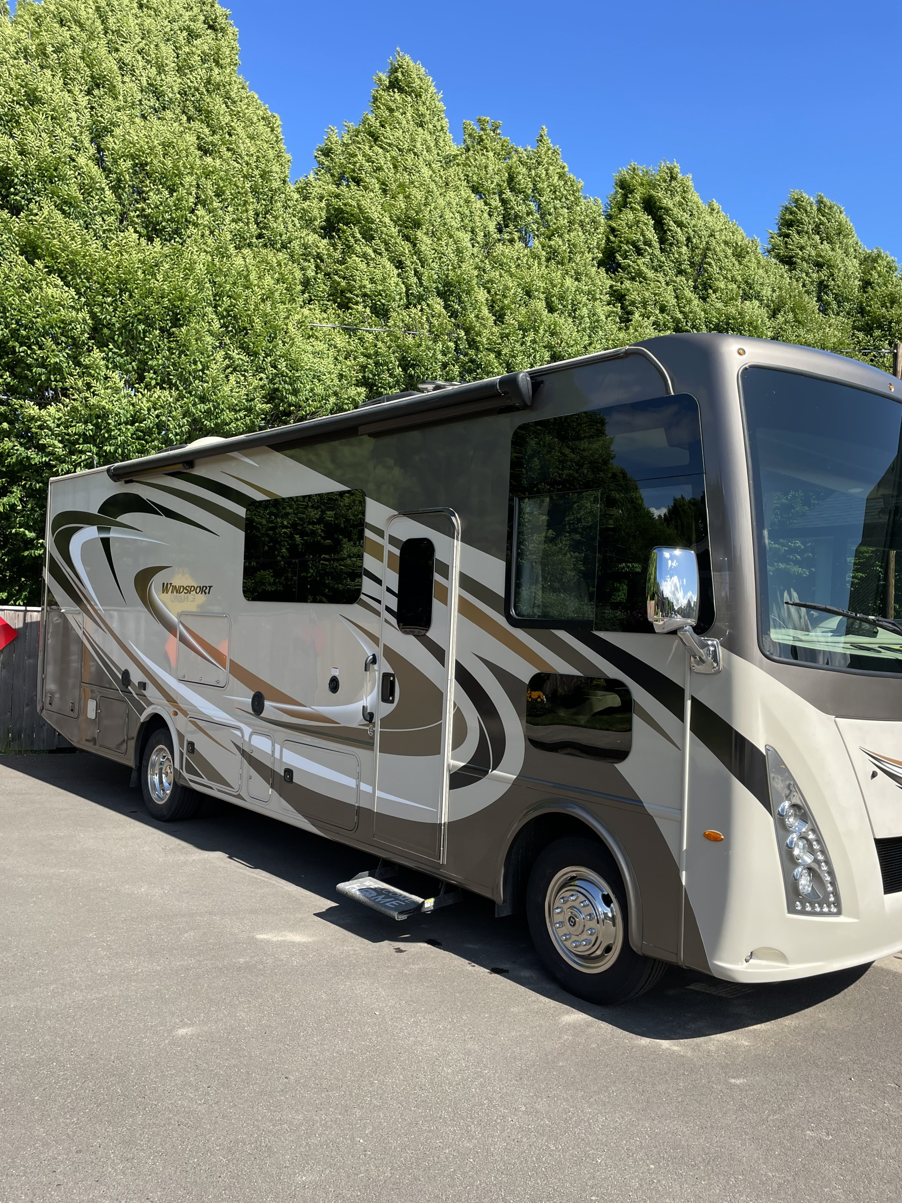 Family Friendly Class A Motorhome