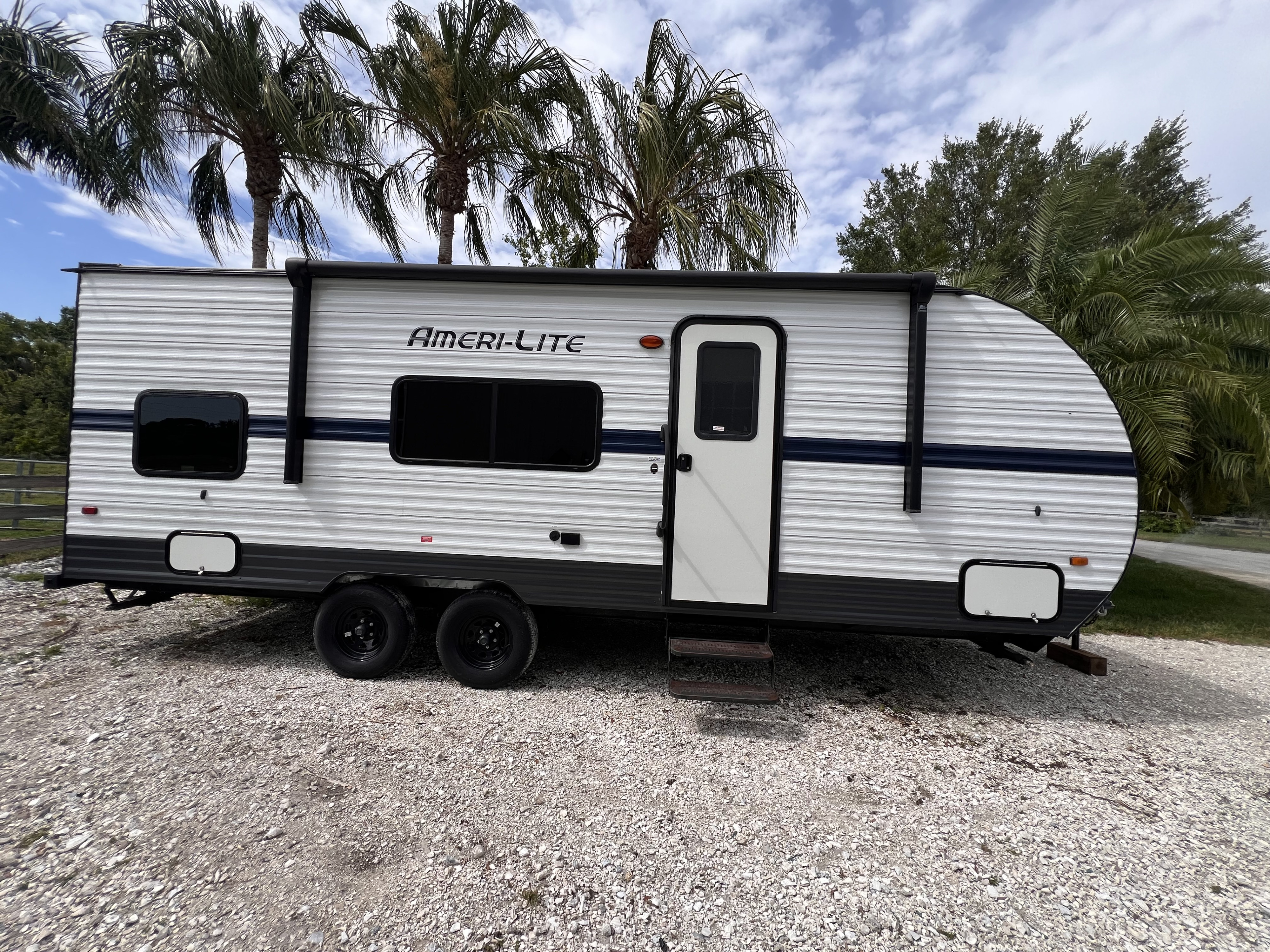 Happy Trails 2022 Gulf Stream Ultra Light- just pack your clothes & food!!