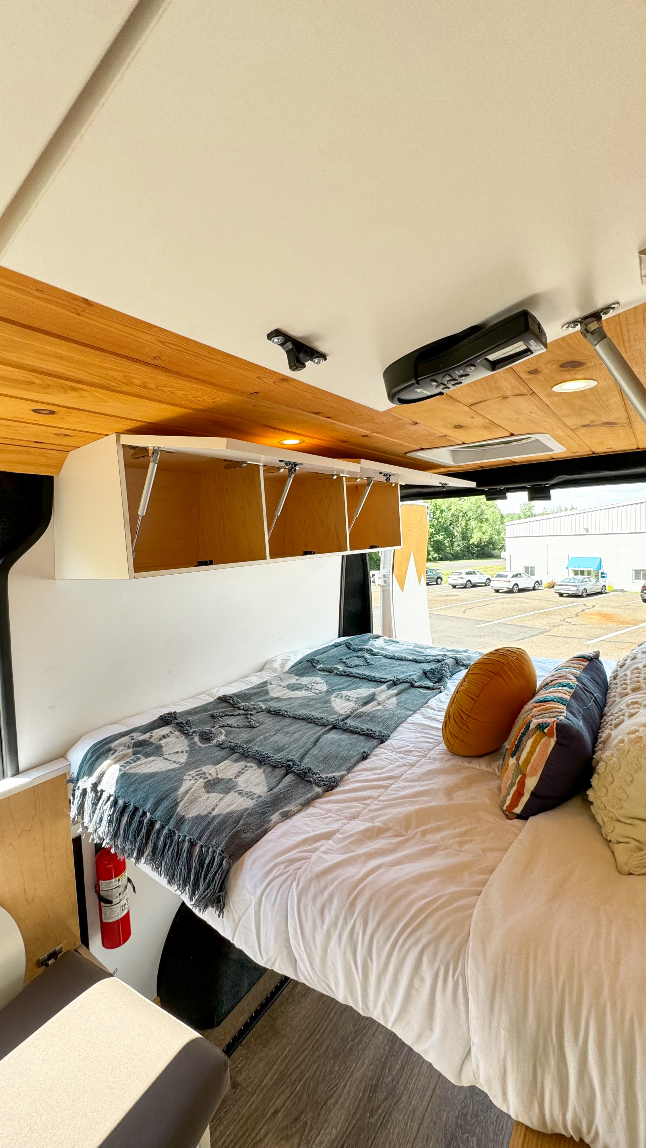 Camper van RV Rental 
