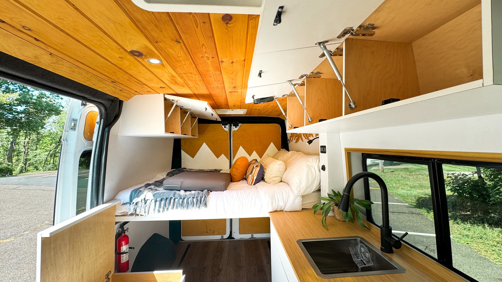 Camper van RV Rental 