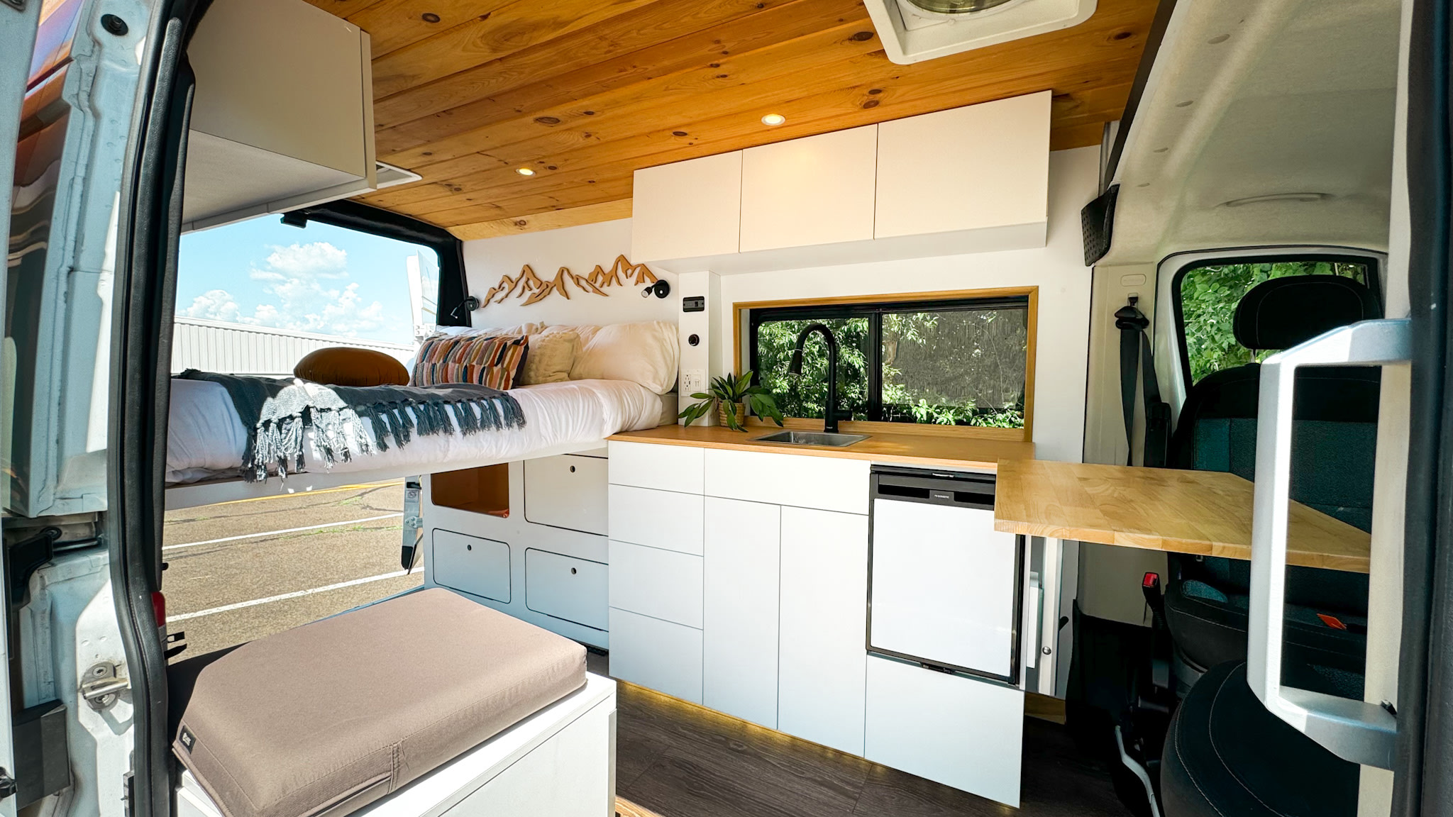 Camper van RV Rental 