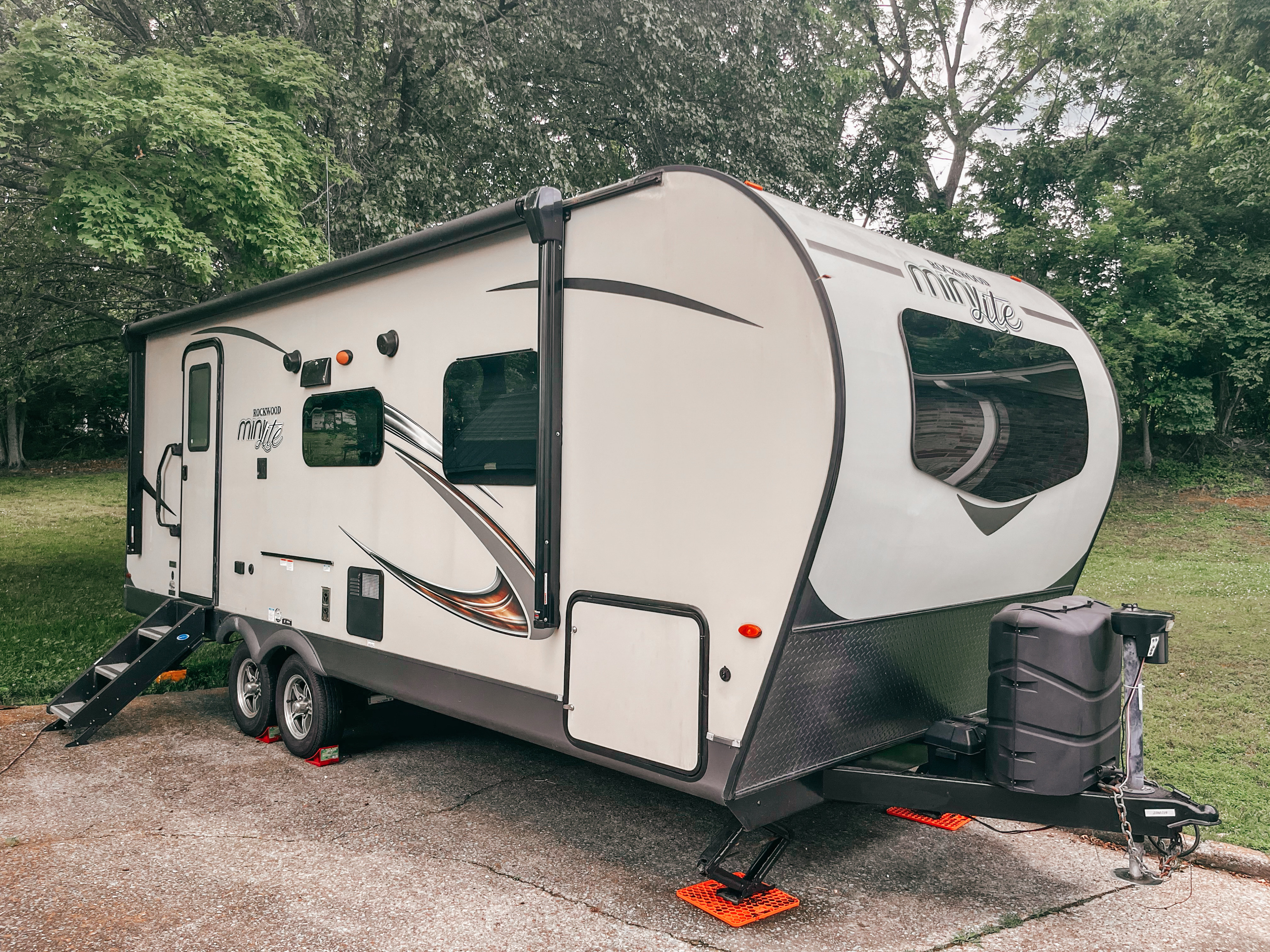 Travel trailer RV Rental 