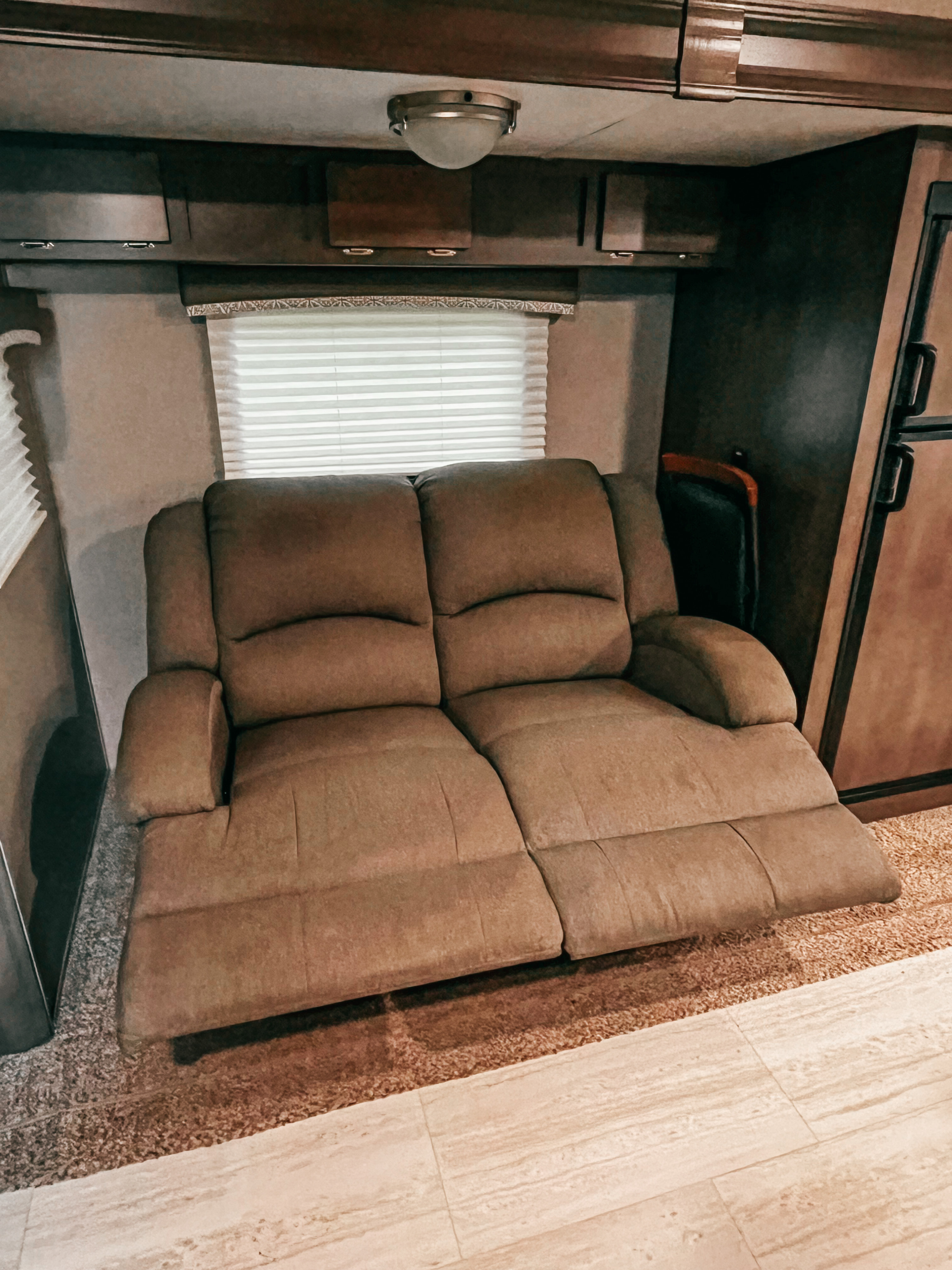 Travel trailer RV Rental 