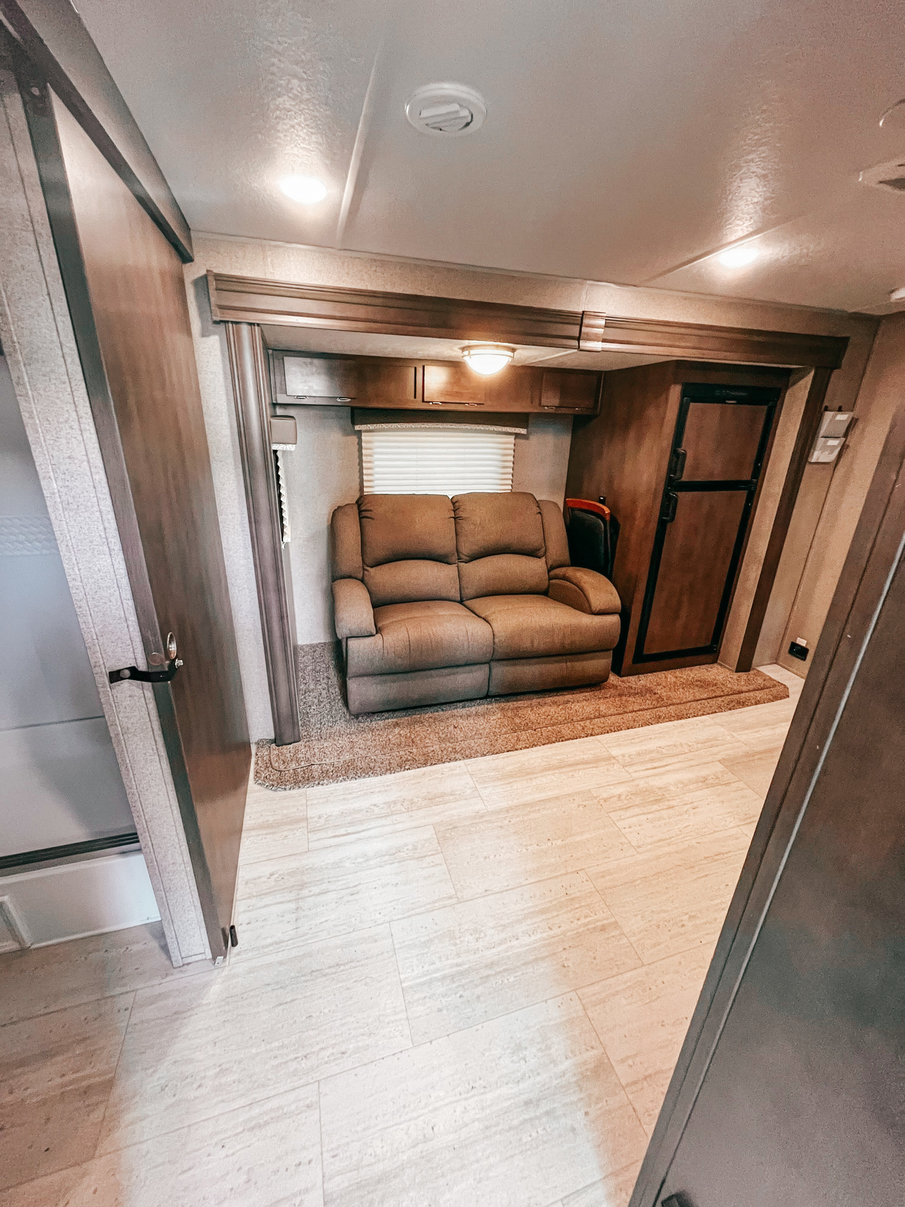 Travel trailer RV Rental 