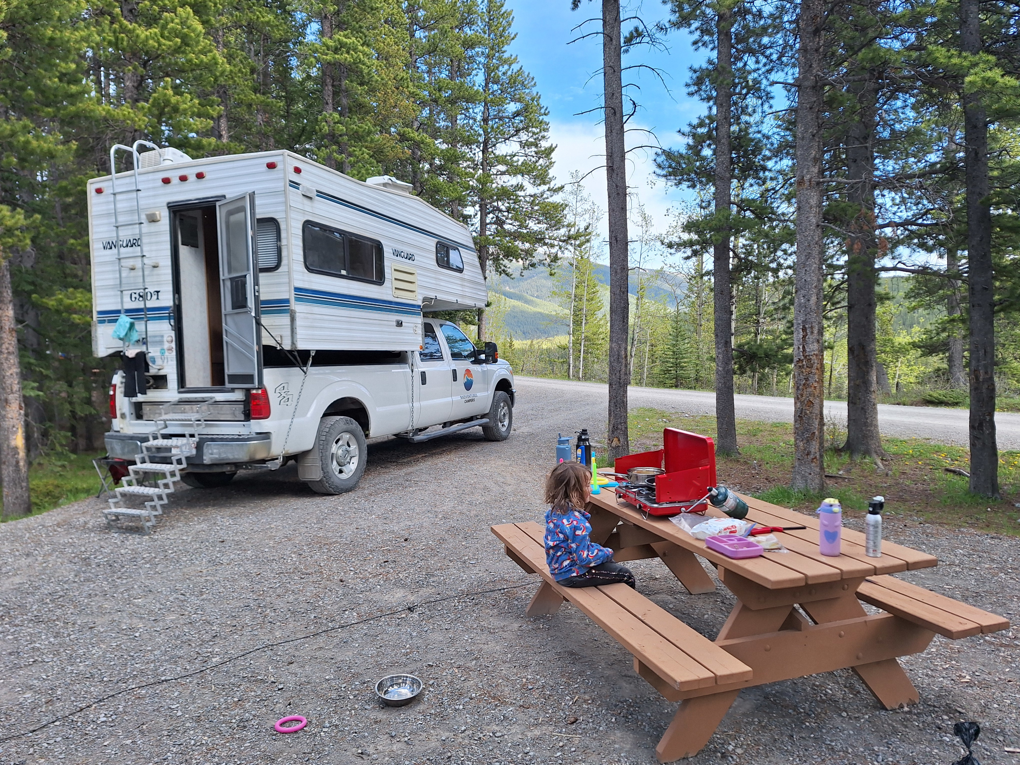 Glacier Campers - Truck Camper