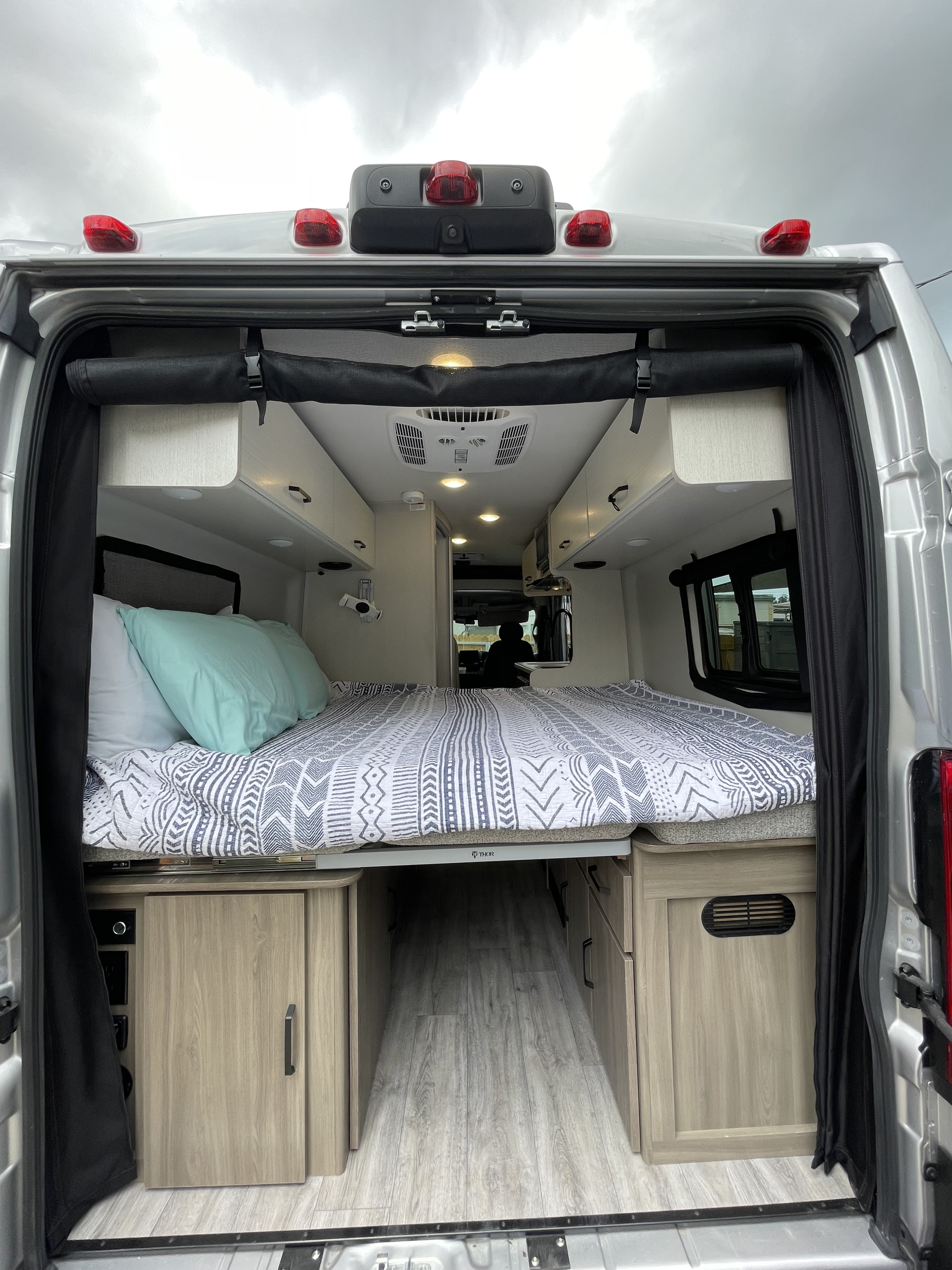 Camper van RV Rental 