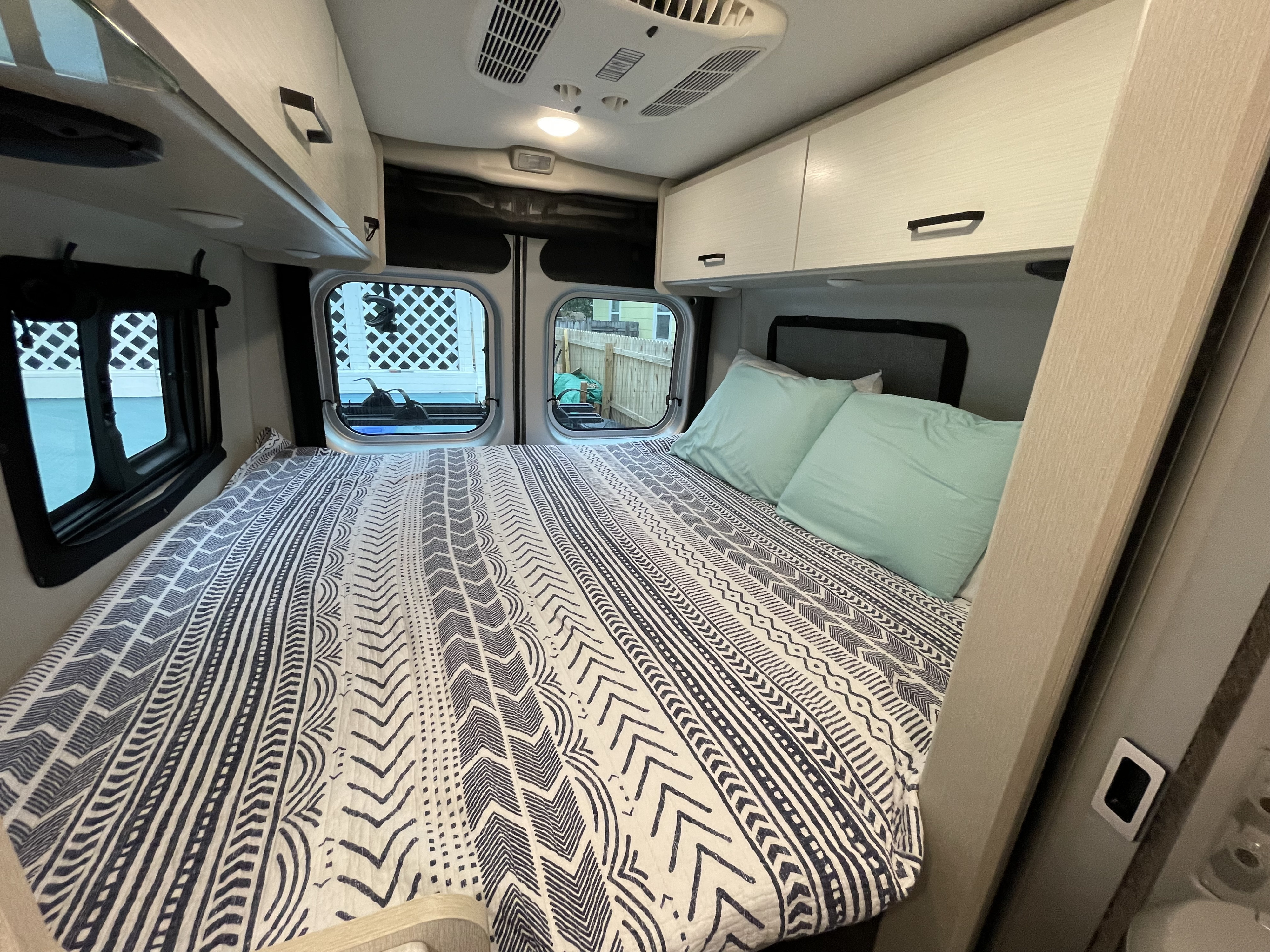 Camper van RV Rental 
