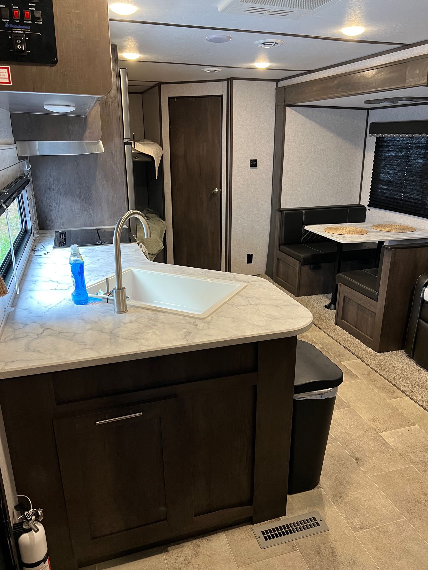Travel trailer RV Rental 