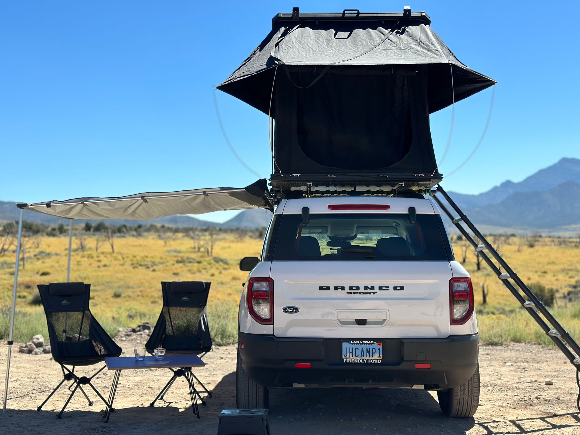 (1)Fully Stocked 4x4 Sleeps upto 4 Diesel Heater + Starlink available