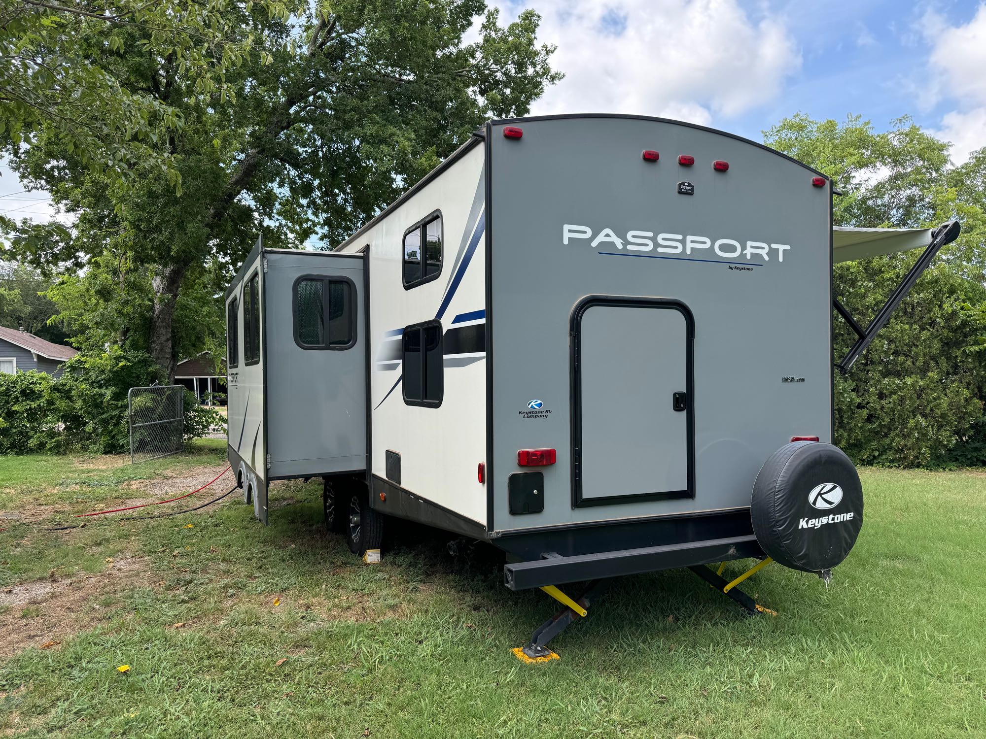 Travel trailer RV Rental 