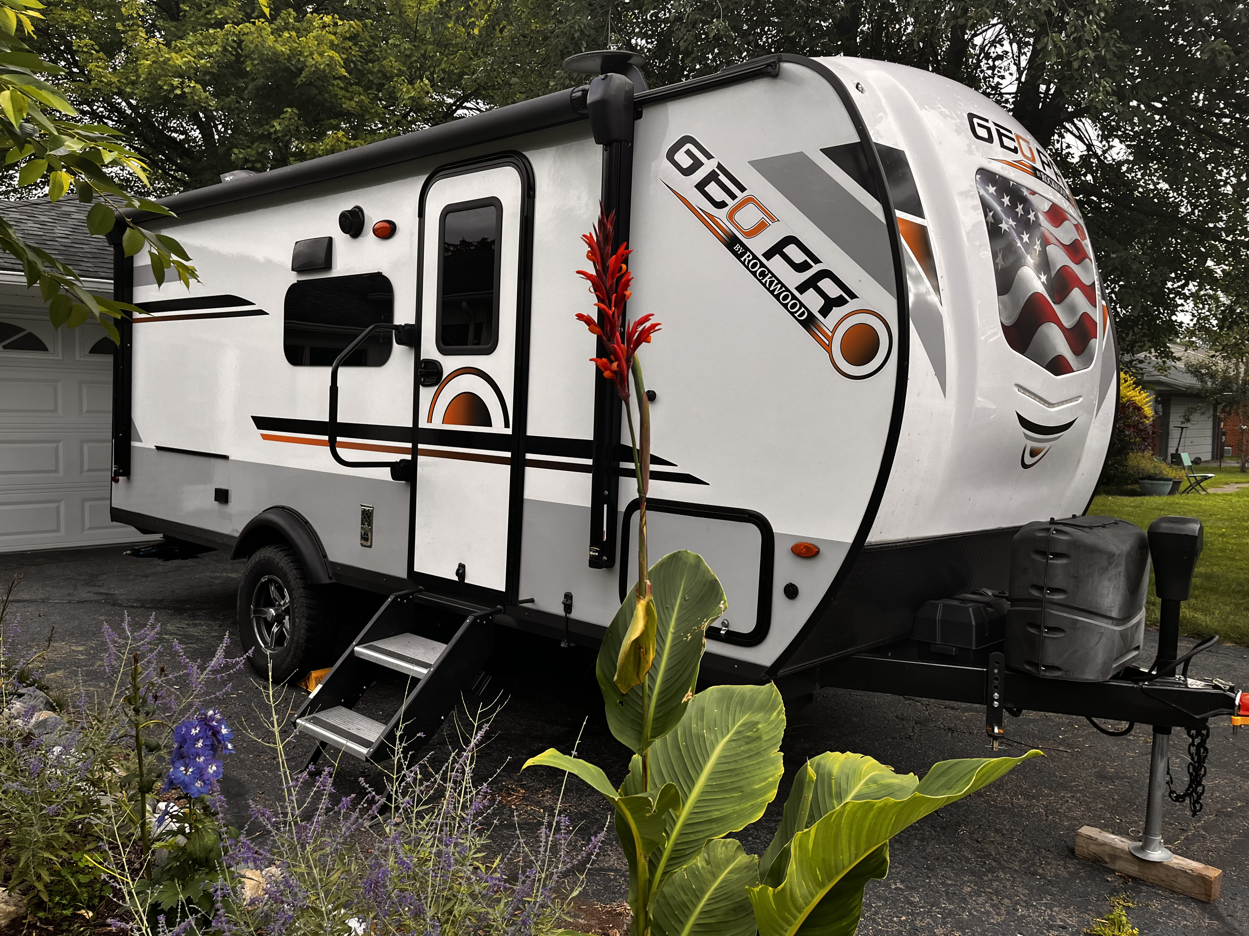 Adventure-Ready Geo Pro 20BHS! Easy to Tow • Sleeps 6 • Fully Equipped