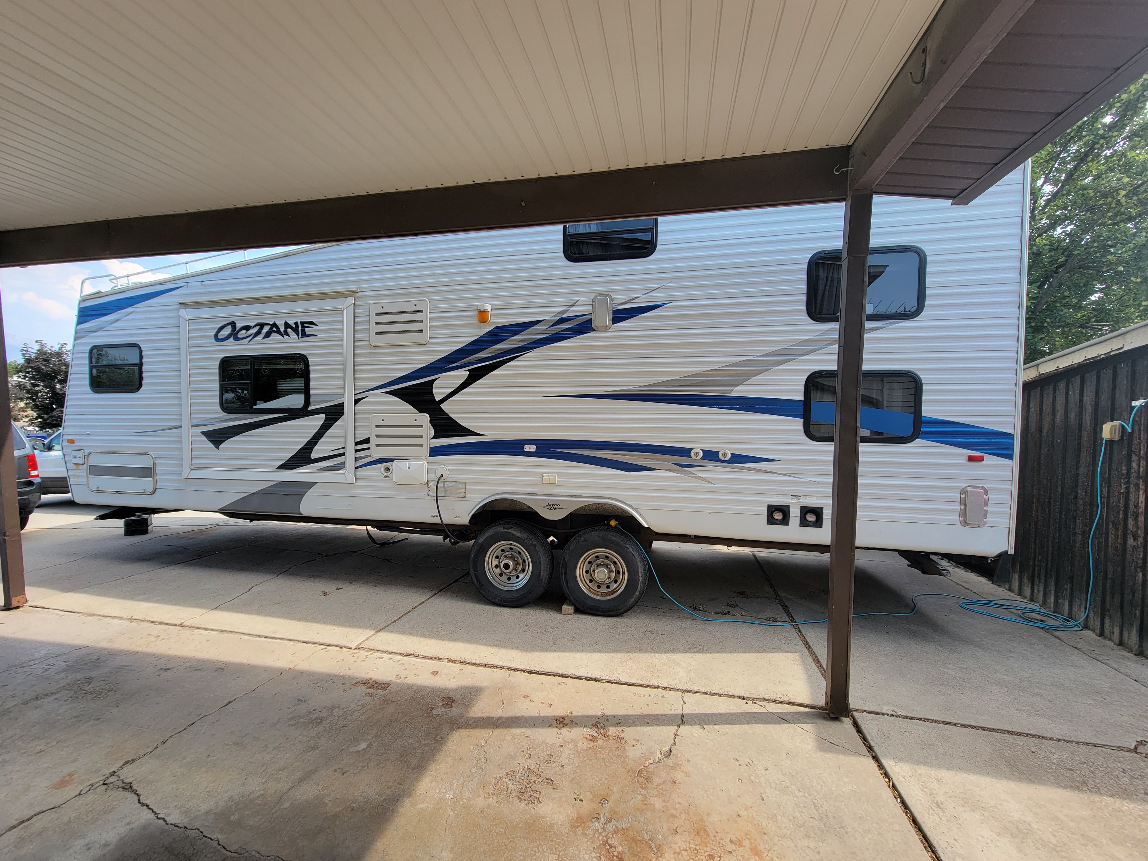 2009 Jayco Octane ZX Toy Hauler Travel trailer Rental in