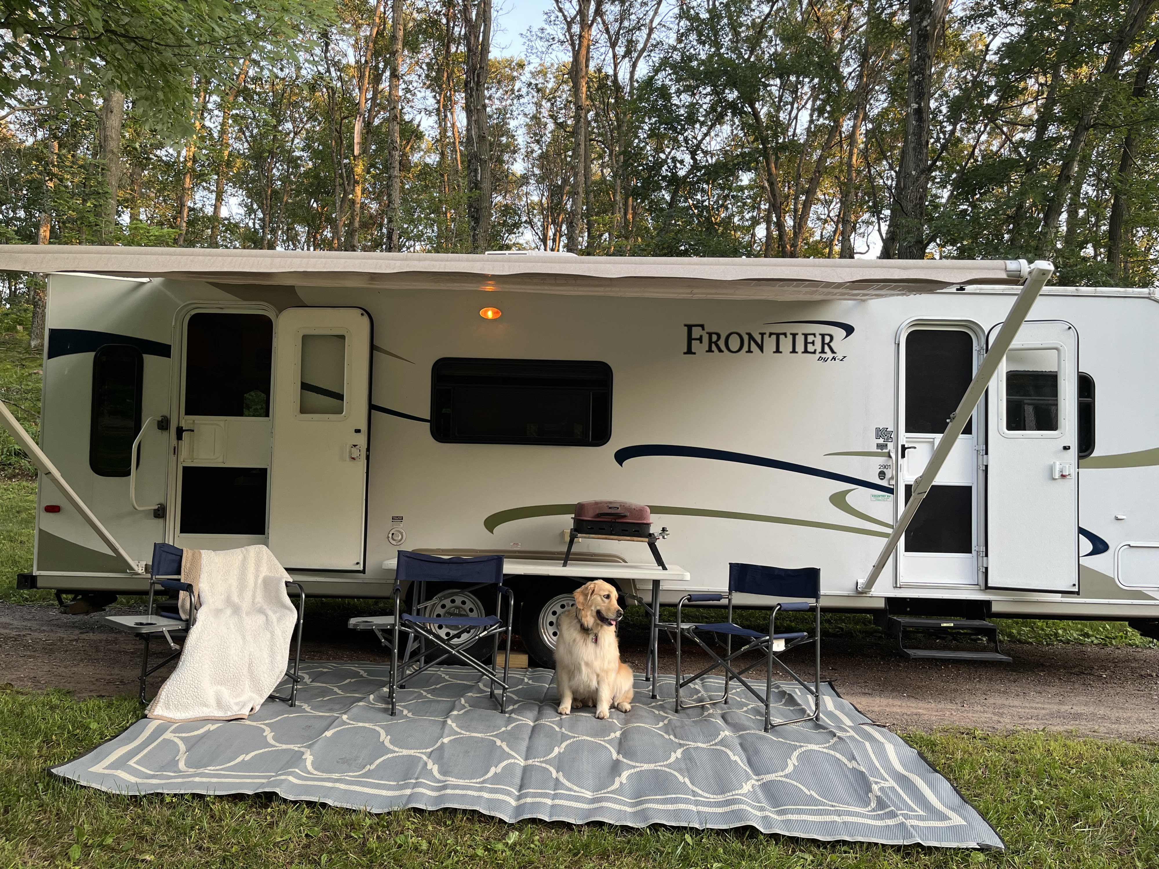 Making Memories - Frontier 31' Sleeps 1-7