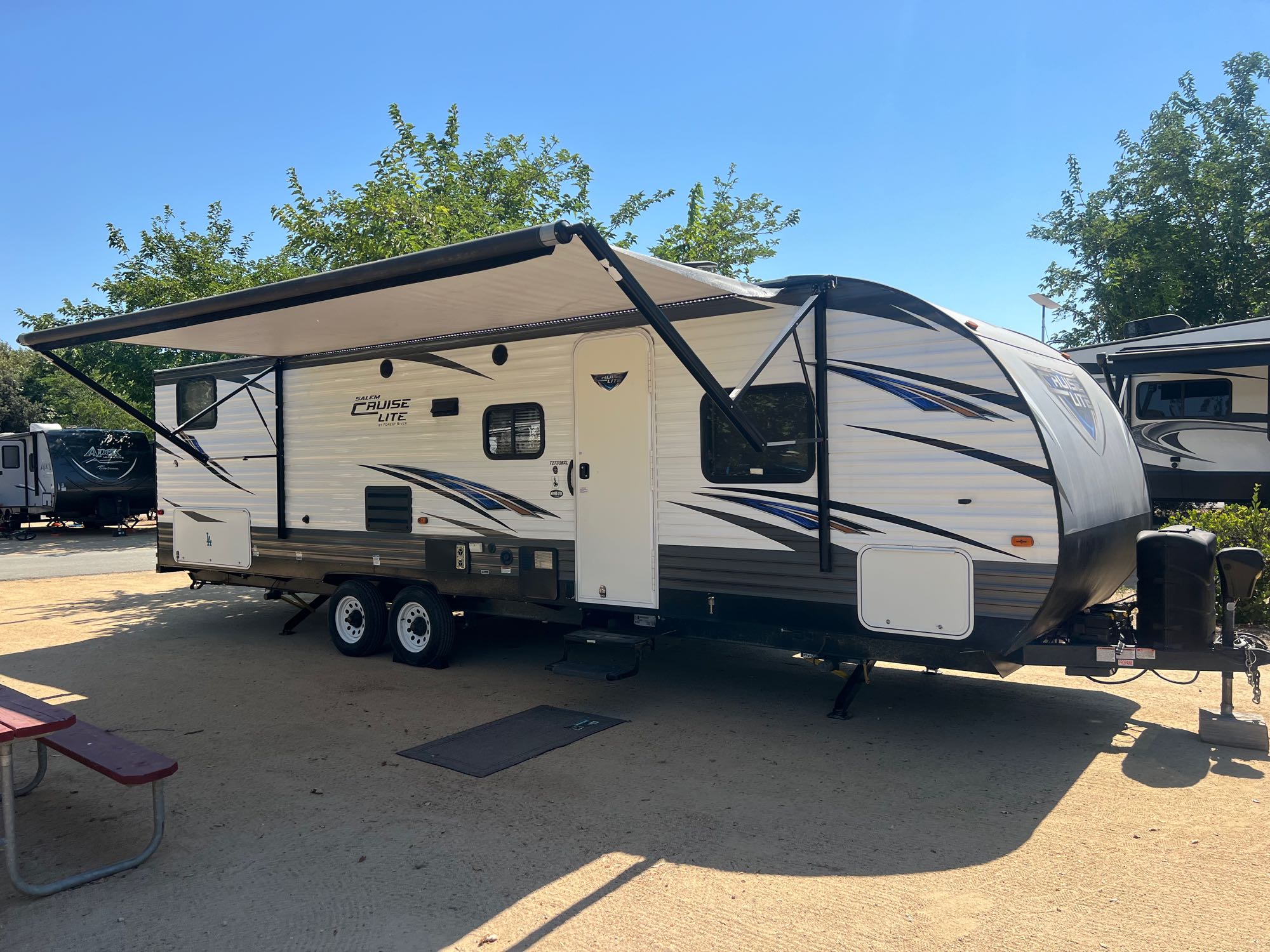 Travel trailer RV Rental 