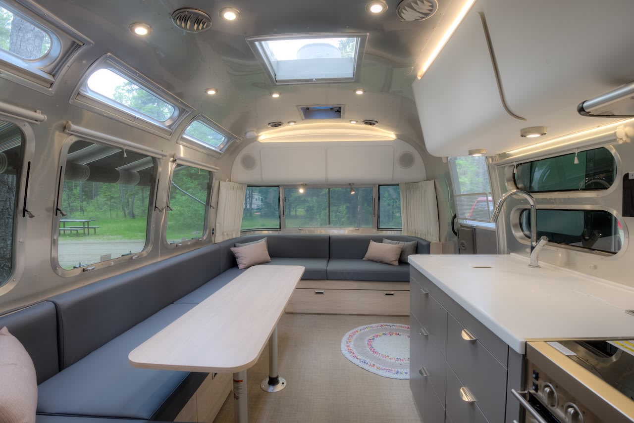 Travel trailer RV Rental 