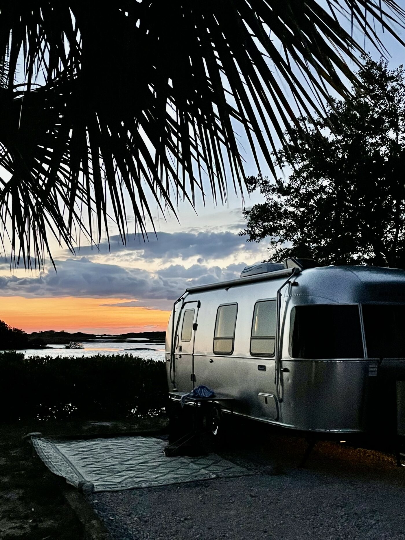 Magnolia 3 - 2022 Airstream Sport 22FB **FULLY LOADED**