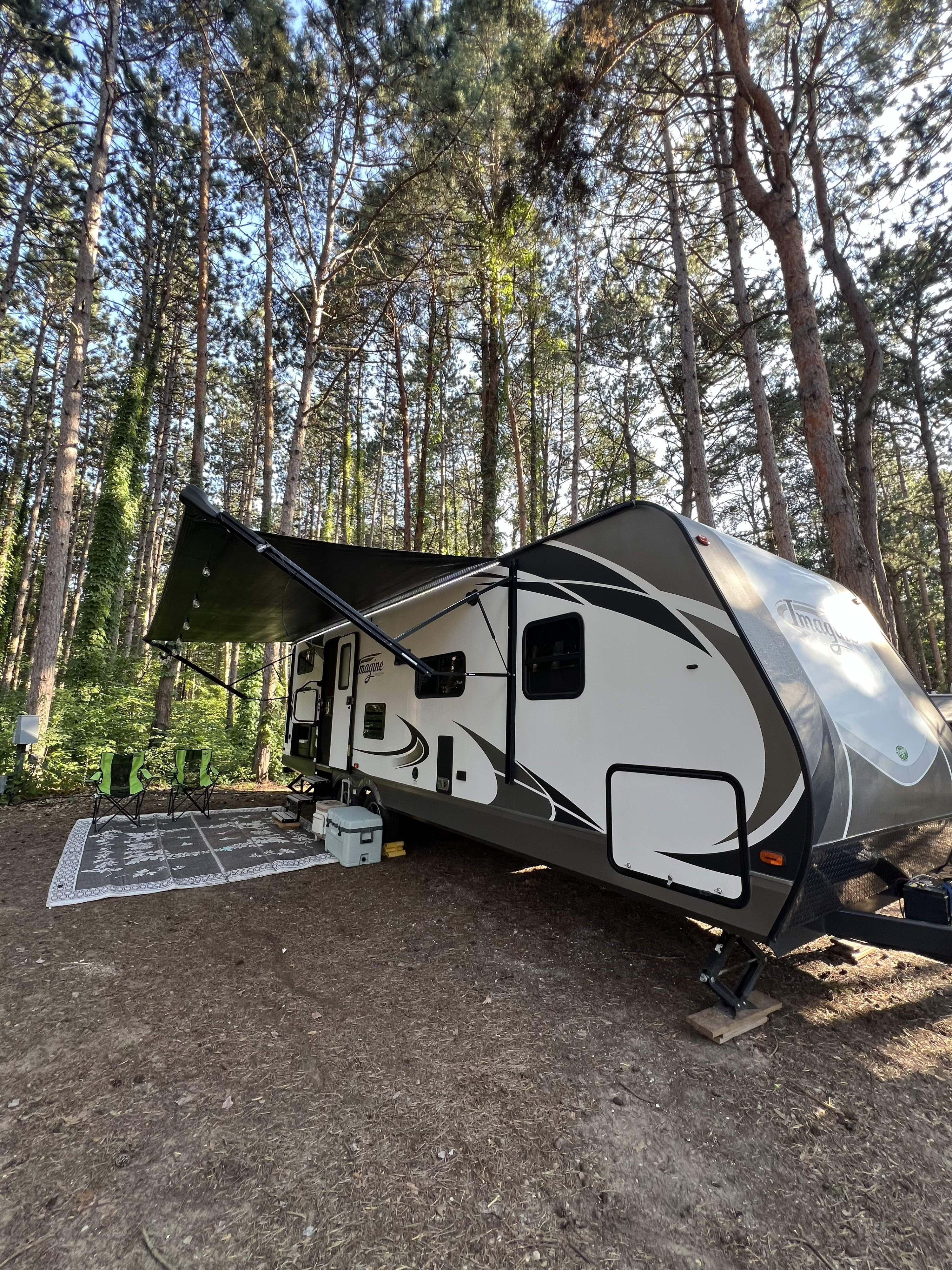 Cozy Cruiser - Grand Design Imagine 2800BH