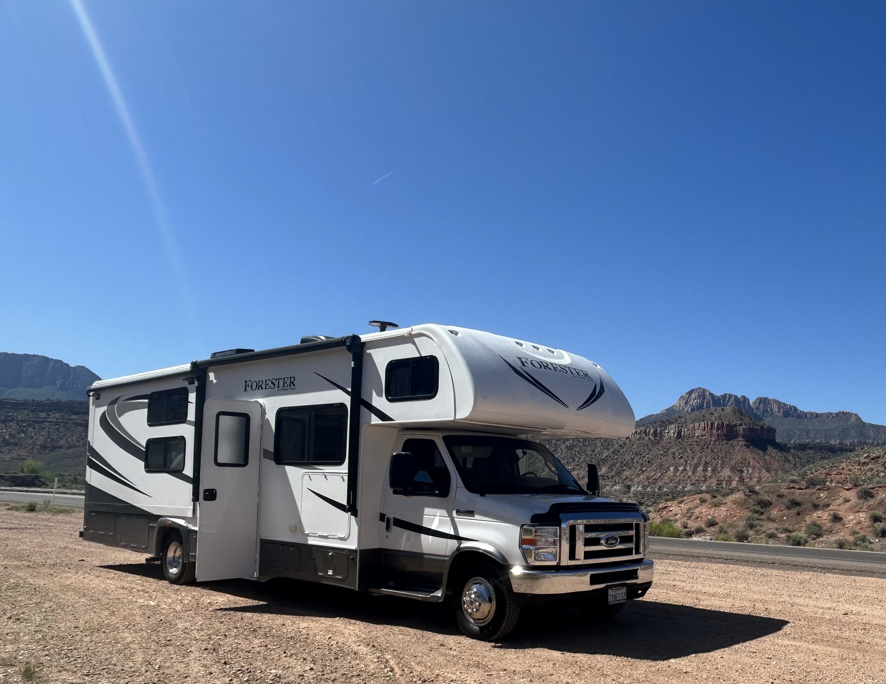Welcome to “Neverland” family friendly 2017 forest river Bunk house!