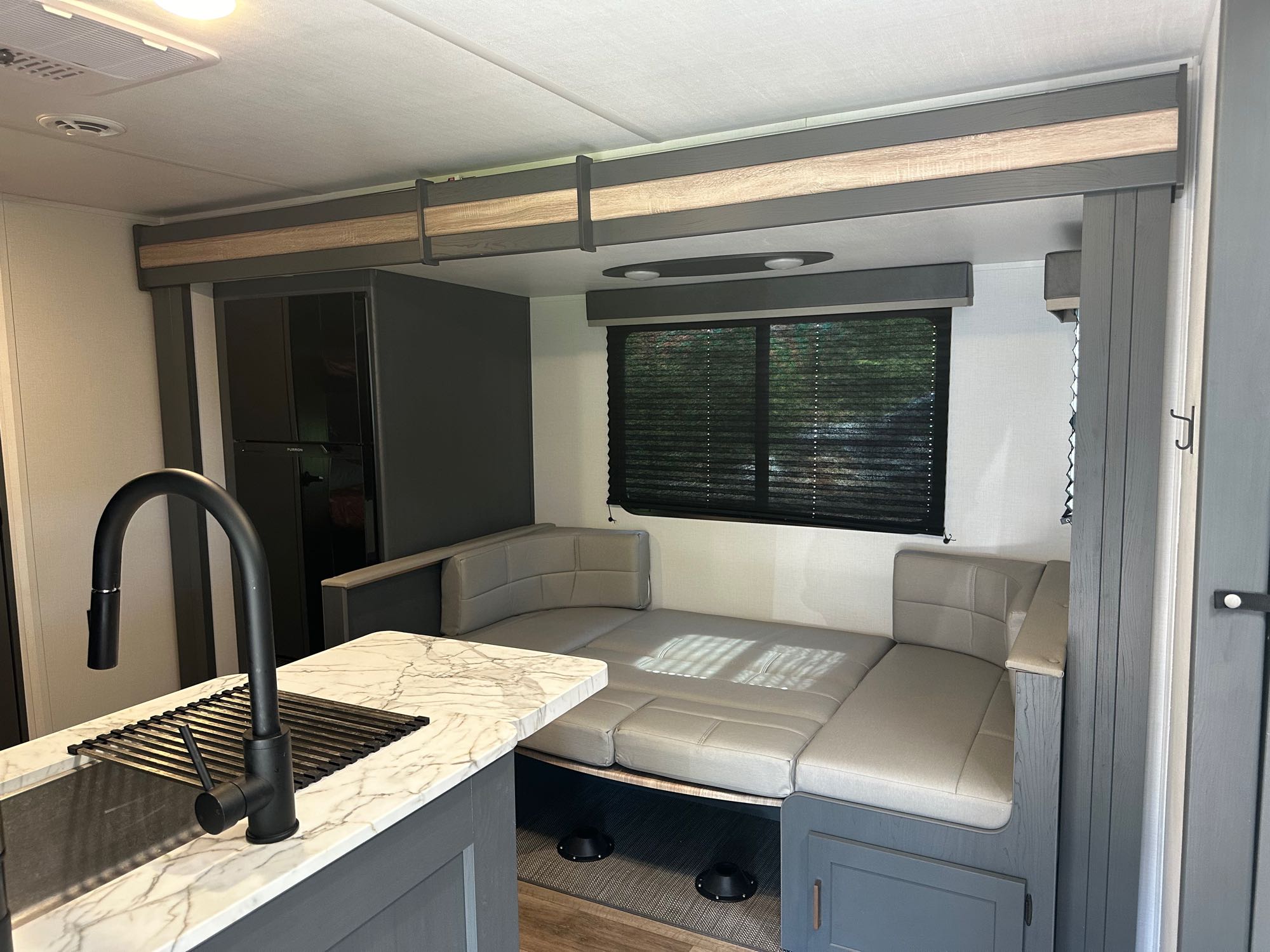 Travel trailer RV Rental 