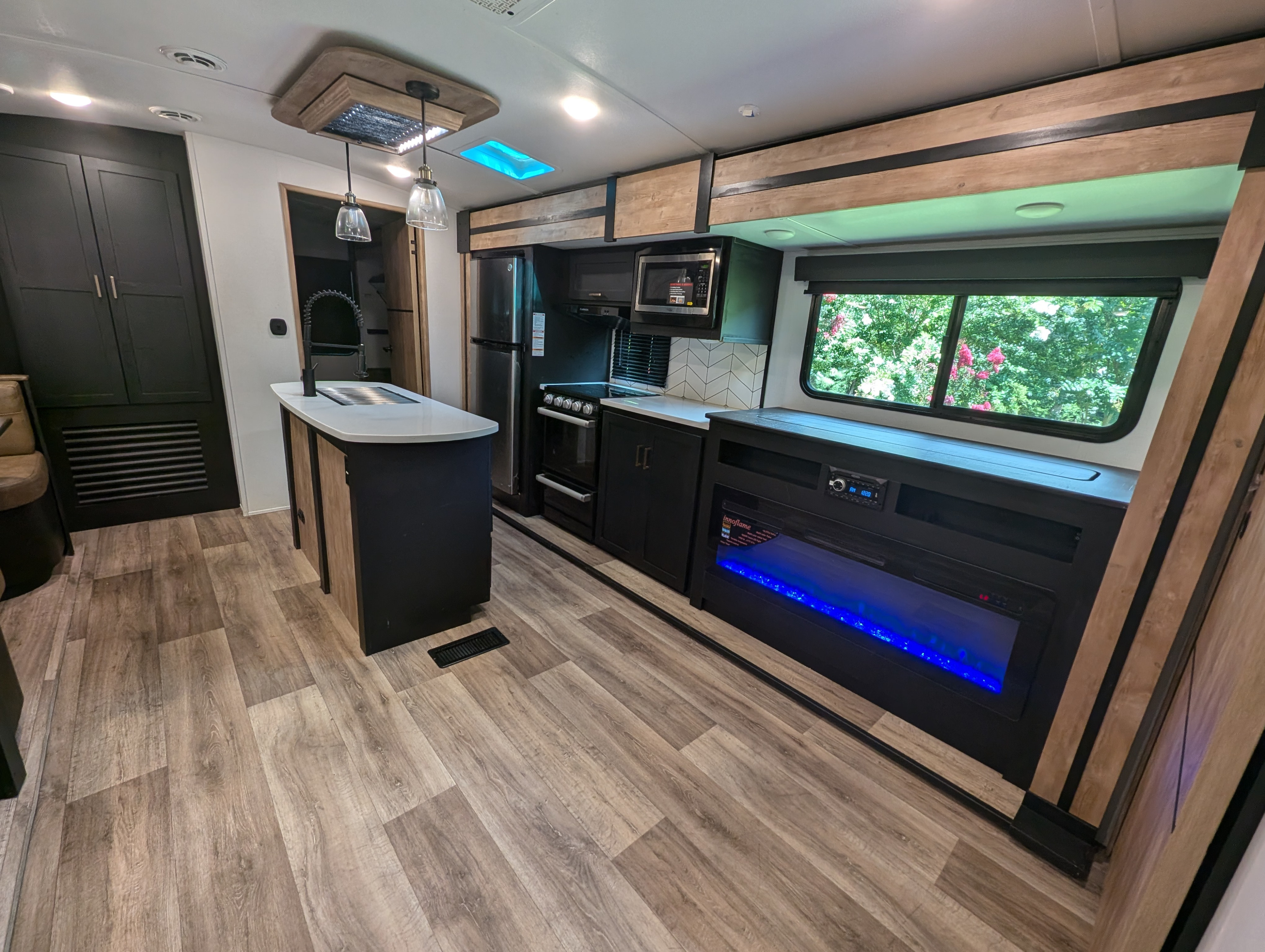2022 Keystone Outback - Perfect for Your RV Adventure