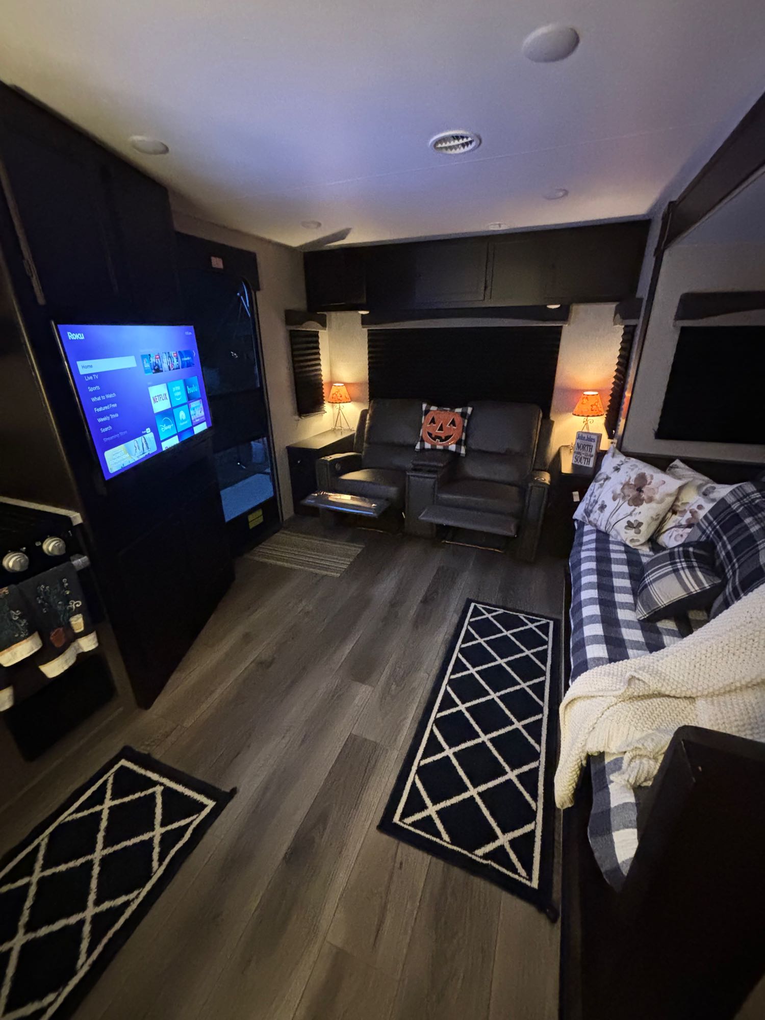 Couples Get-Away! (Nightly rate includes delivery, set up, take down)